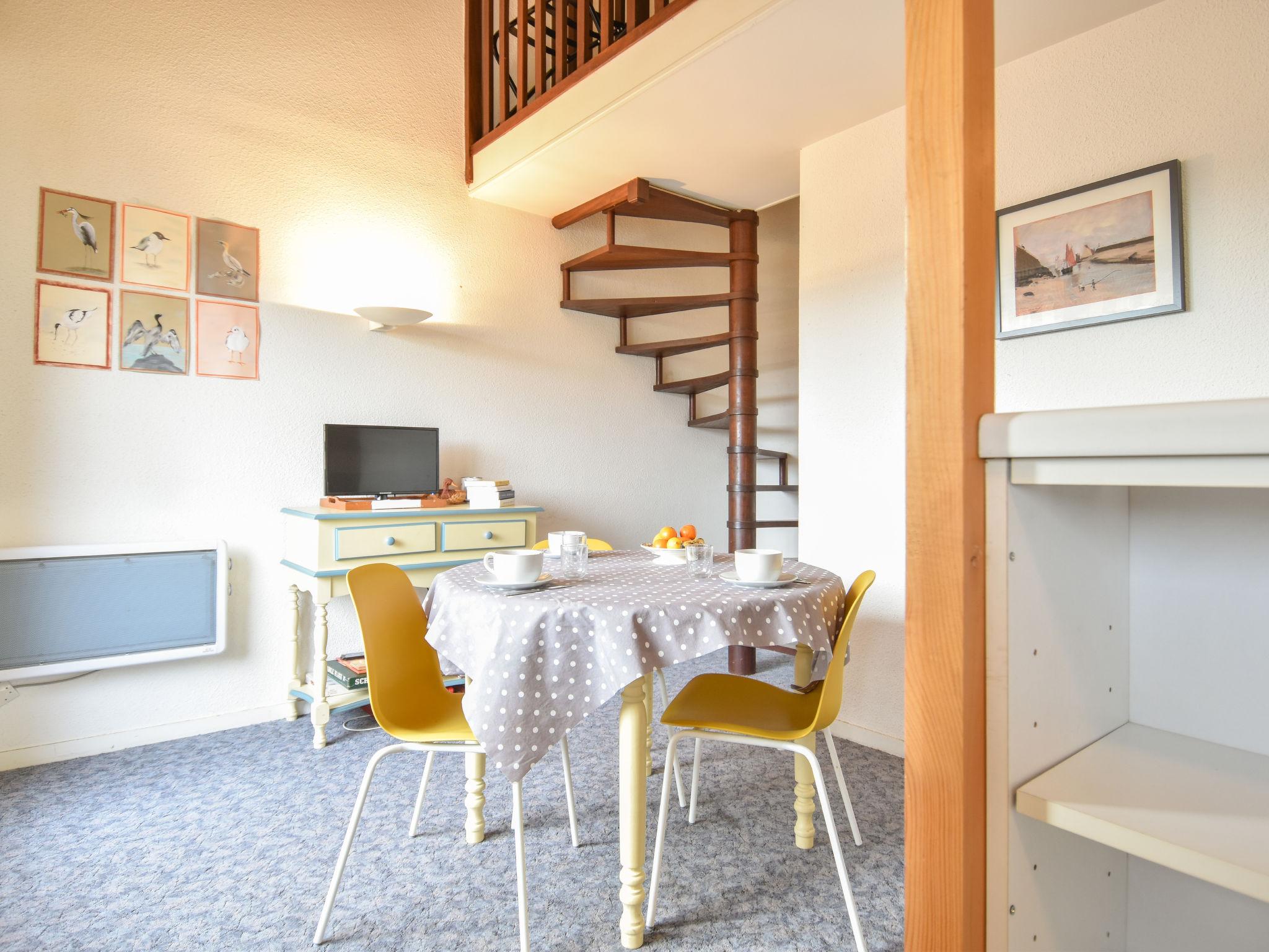 Foto 6 - Apartamento de 1 habitación en Deauville