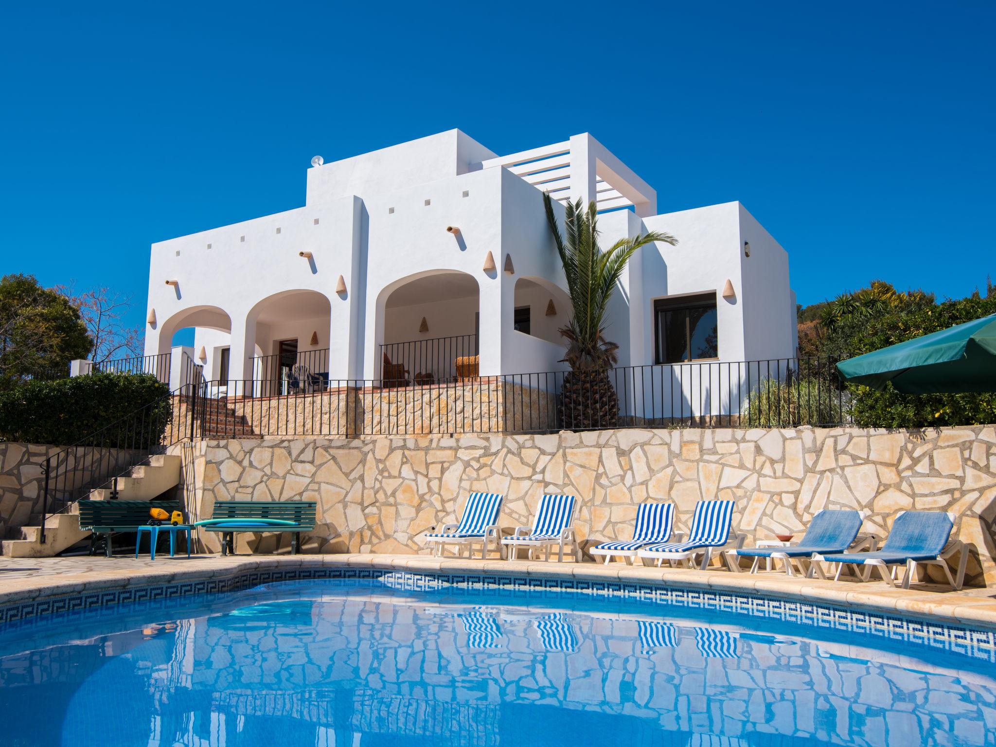 Foto 1 - Casa con 3 camere da letto a Jávea con piscina privata e vista mare