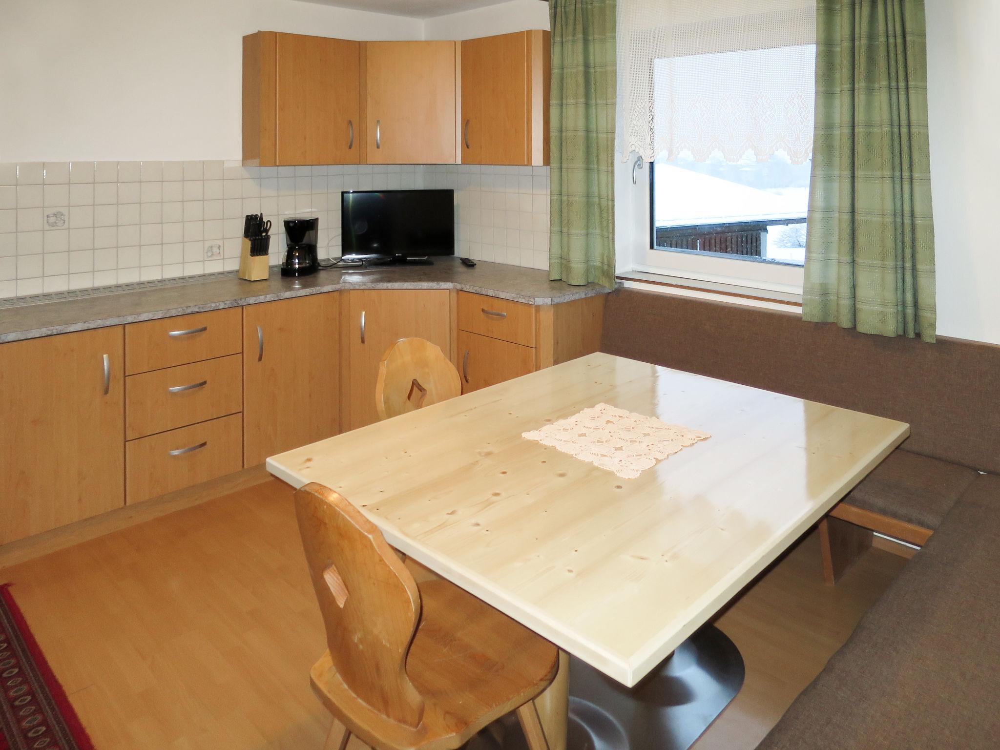 Photo 4 - 4 bedroom Apartment in Hippach with mountain view
