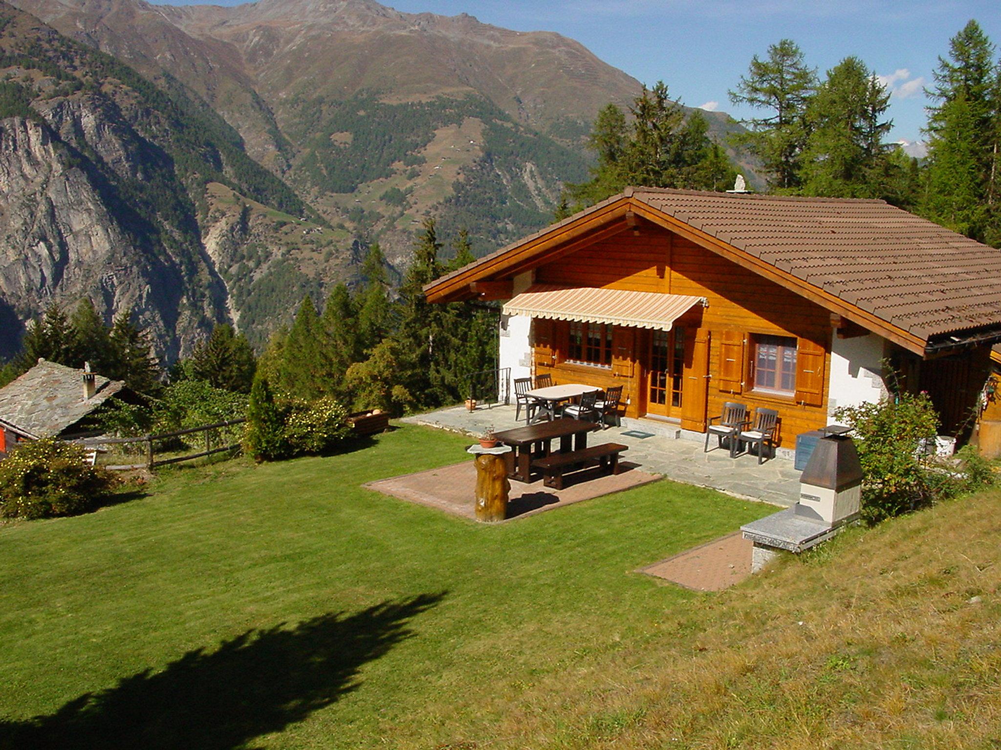 Foto 12 - Casa de 2 quartos em Sankt Niklaus com jardim e vista para a montanha