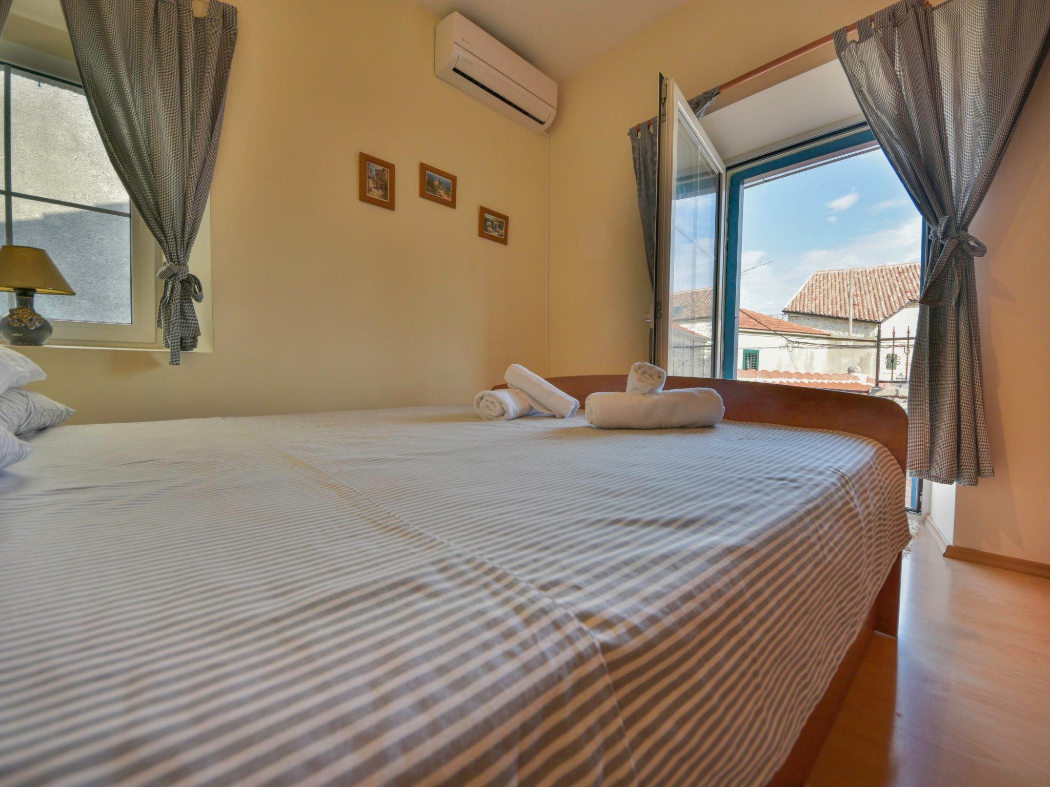 Photo 9 - Maison de 2 chambres à Zadar avec terrasse et vues à la mer