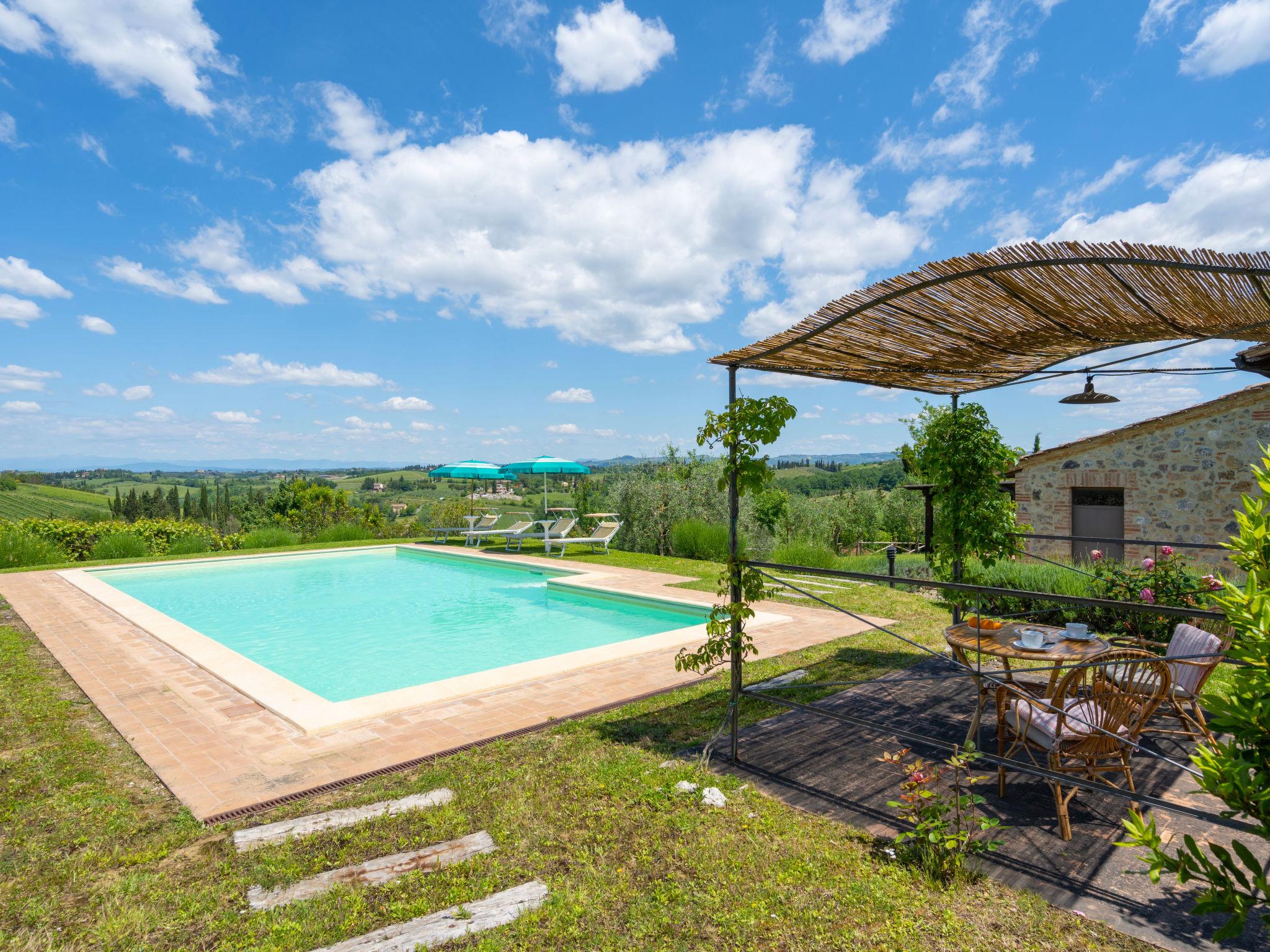 Foto 6 - Casa de 3 habitaciones en San Gimignano con piscina privada y jardín