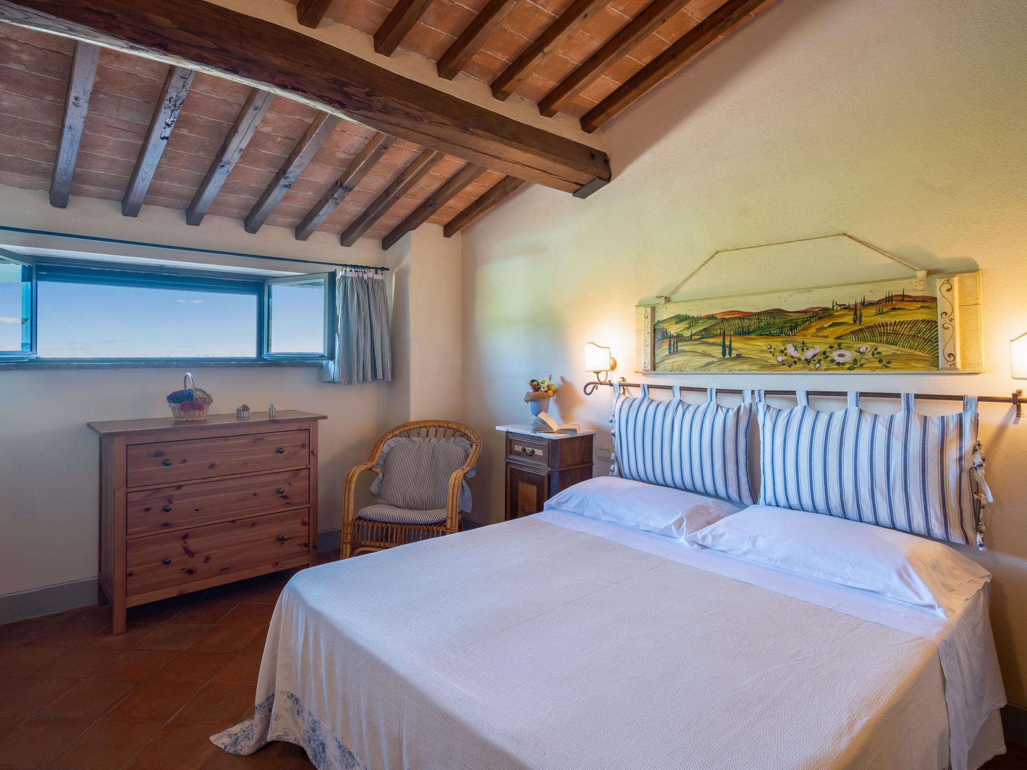 Foto 12 - Casa con 3 camere da letto a San Gimignano con piscina privata e giardino