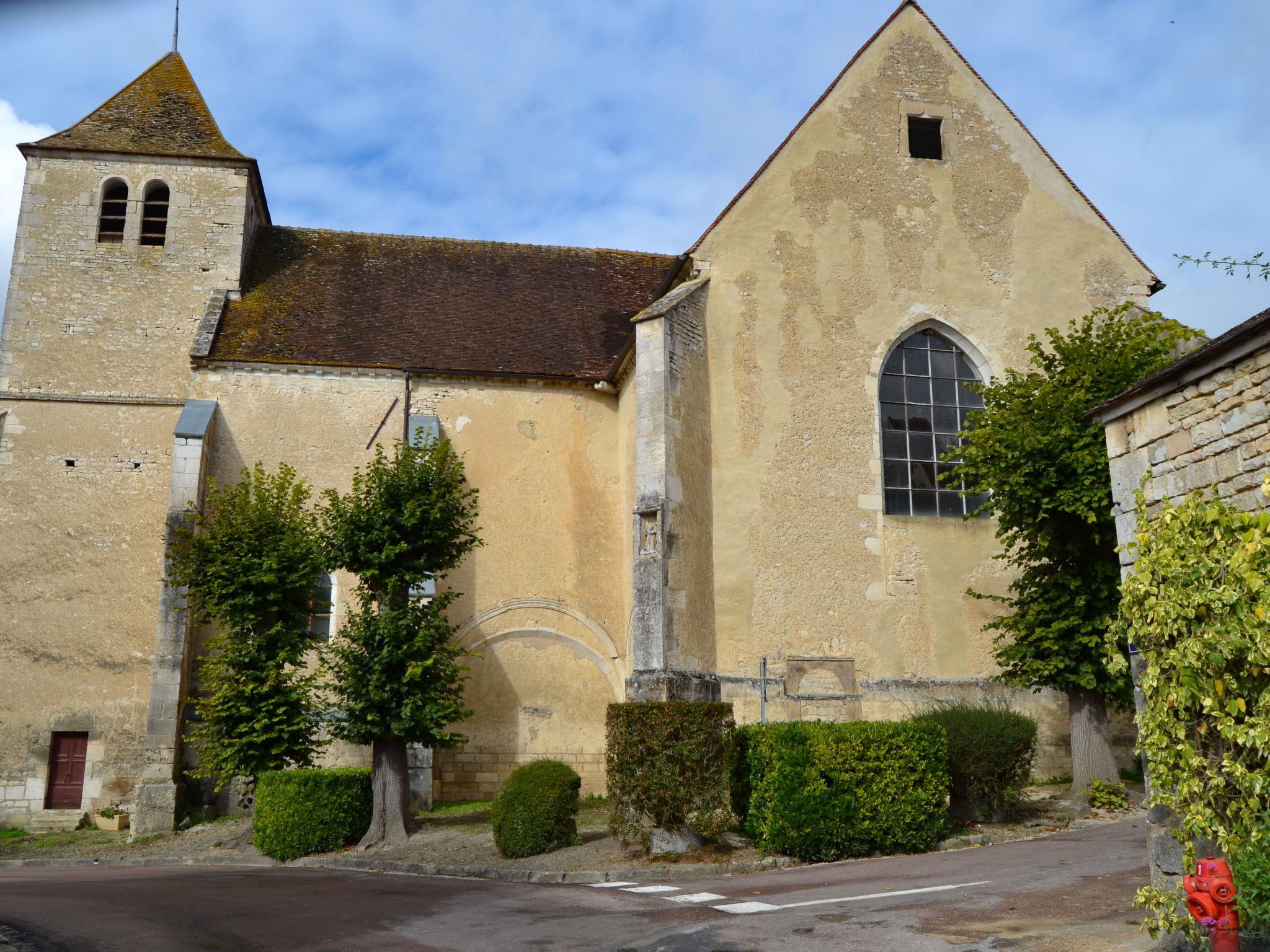 Foto 16 - Casa de 2 quartos em Saint-Martin-sur-Armançon com terraço