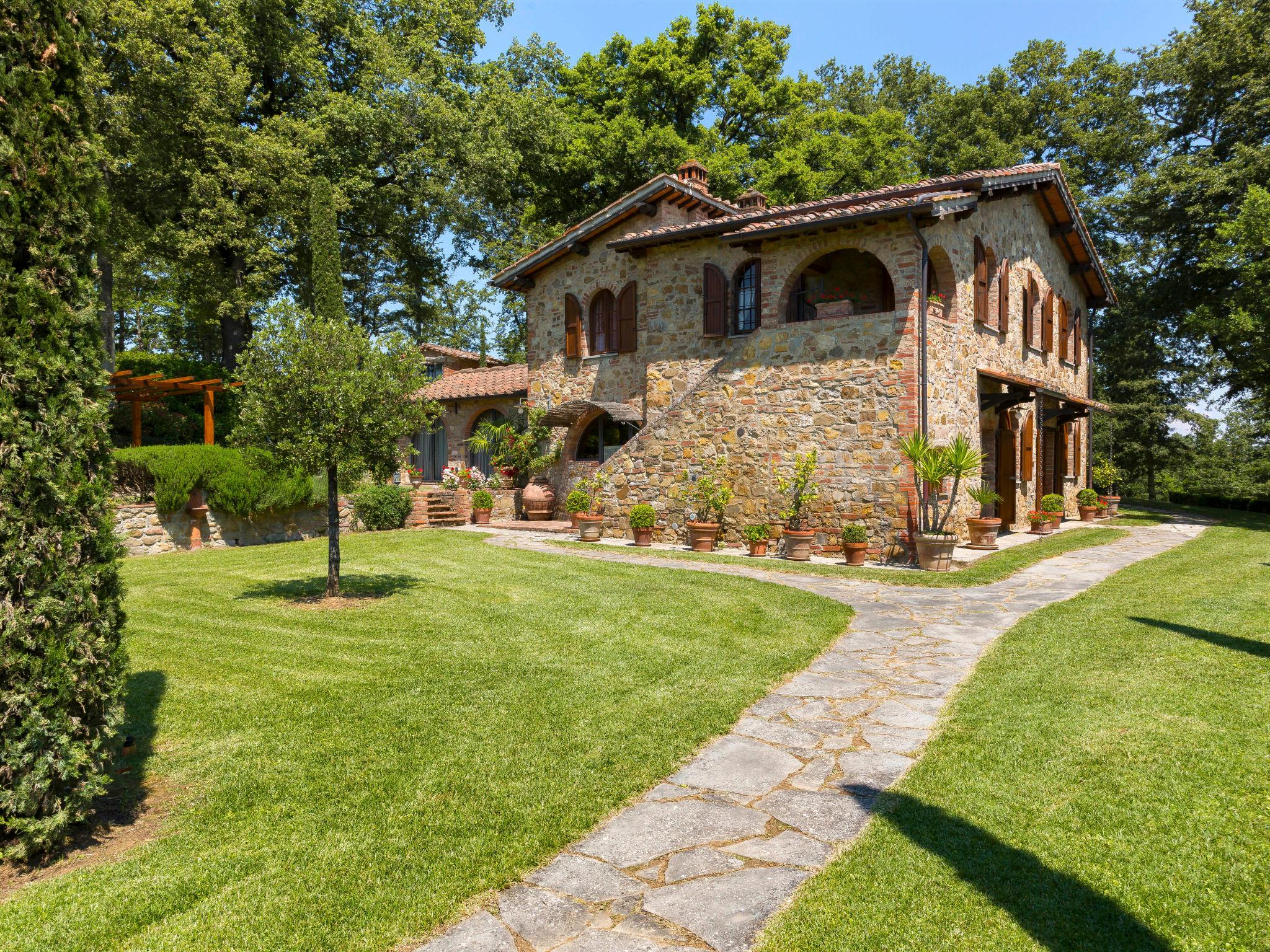 Foto 3 - Casa de 5 quartos em Lucignano com piscina privada e jardim