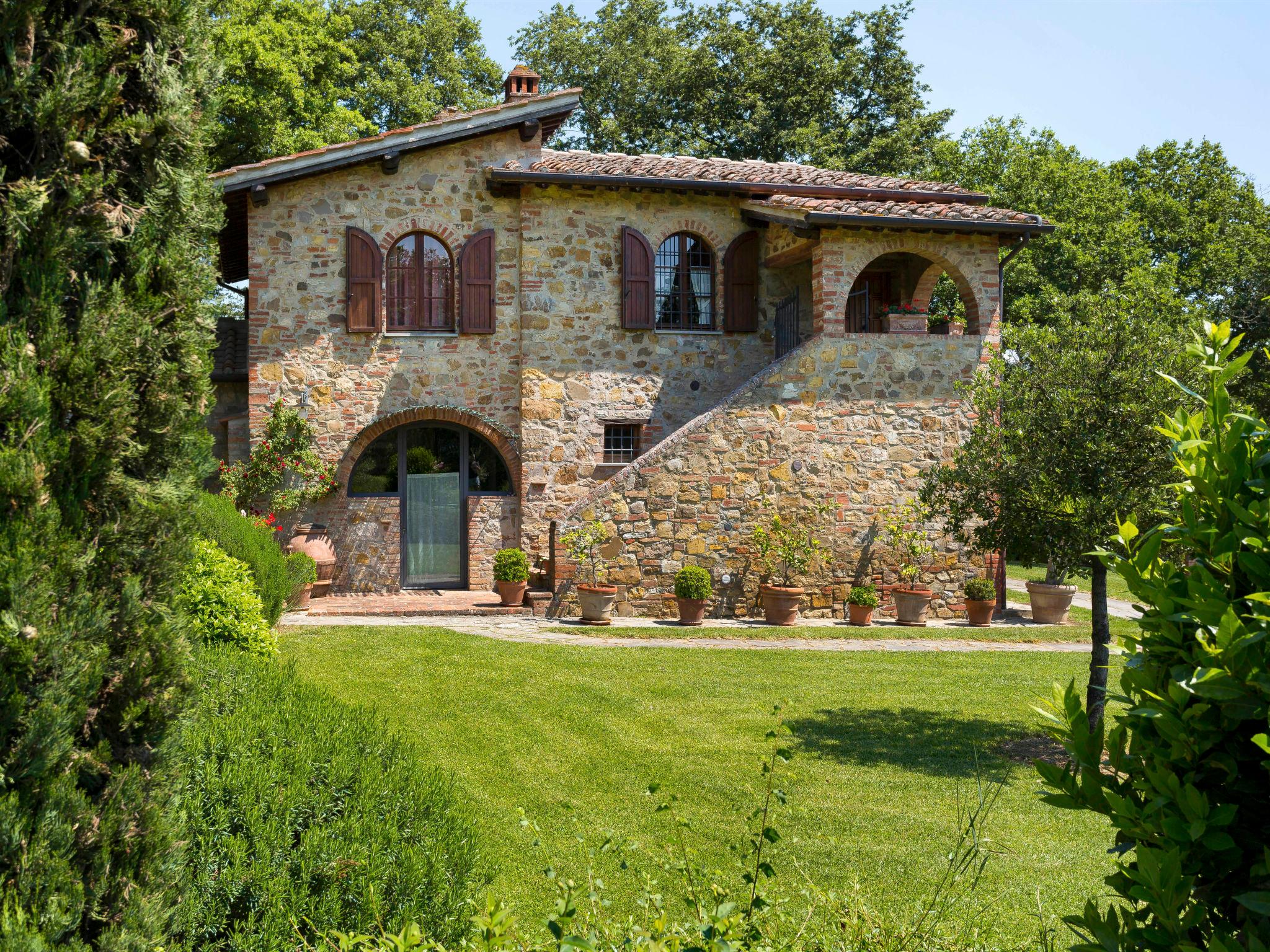 Foto 37 - Casa con 5 camere da letto a Lucignano con piscina privata e giardino