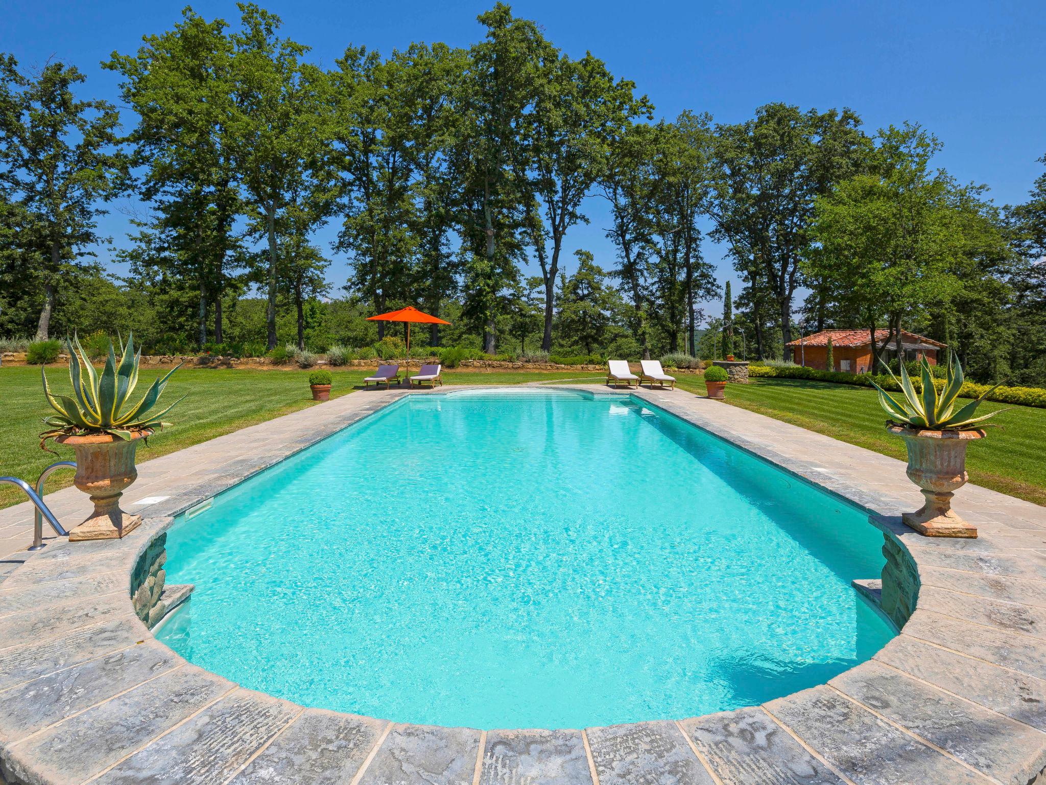 Foto 39 - Haus mit 5 Schlafzimmern in Lucignano mit privater pool und garten