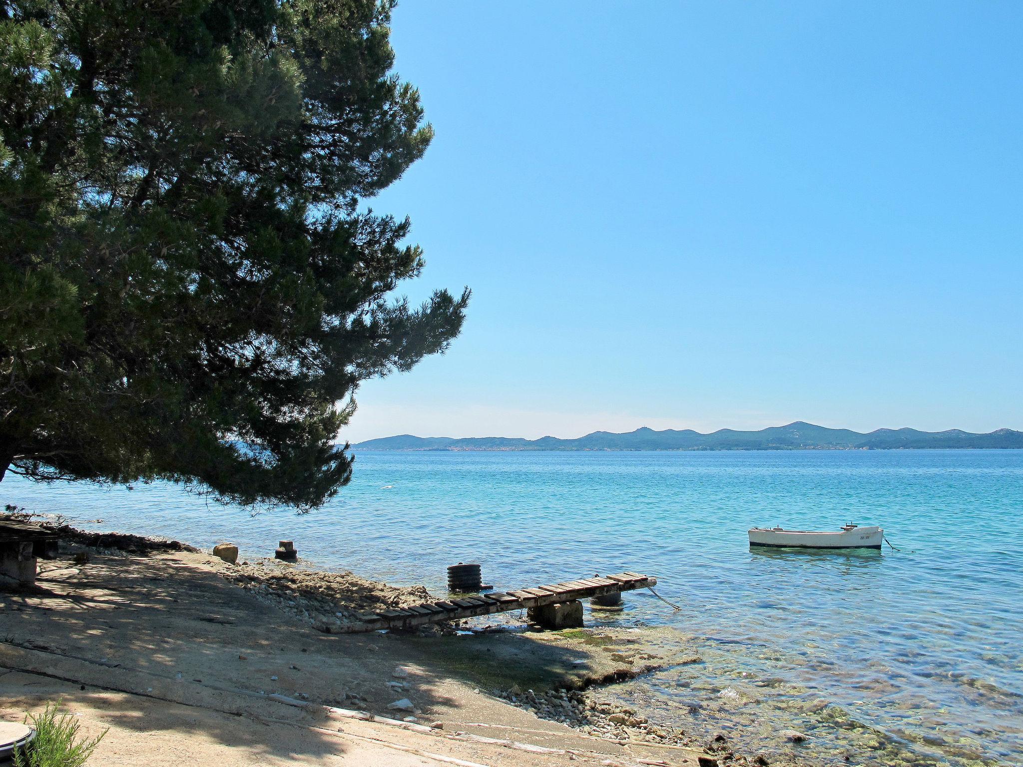 Foto 17 - Apartment mit 2 Schlafzimmern in Zadar mit garten und blick aufs meer