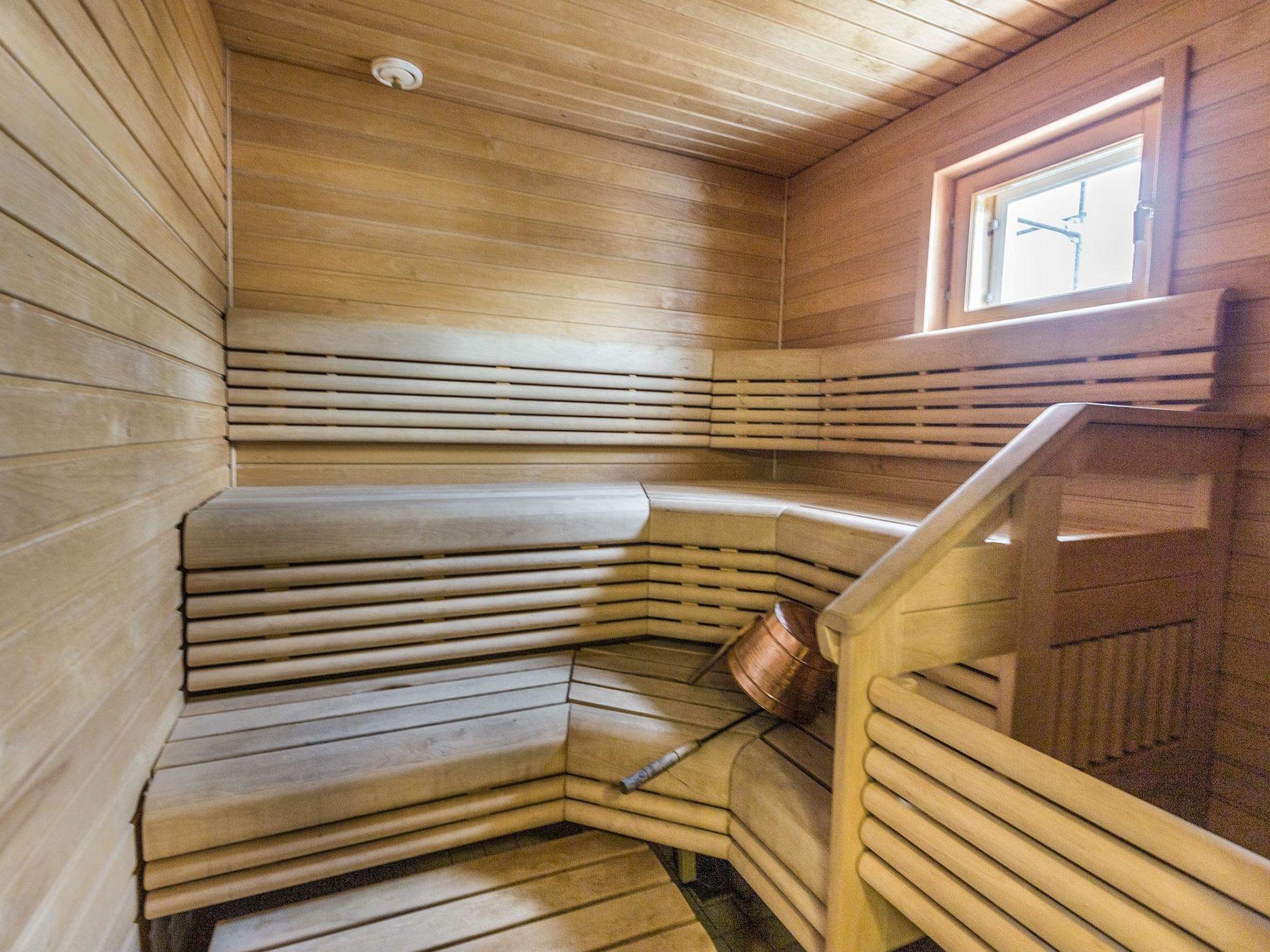 Foto 15 - Casa de 3 habitaciones en Kolari con sauna y vistas a la montaña
