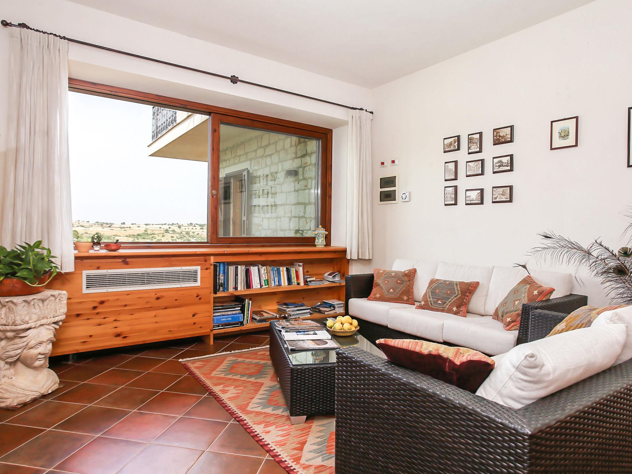 Photo 5 - 7 bedroom House in Modica with private pool and sea view