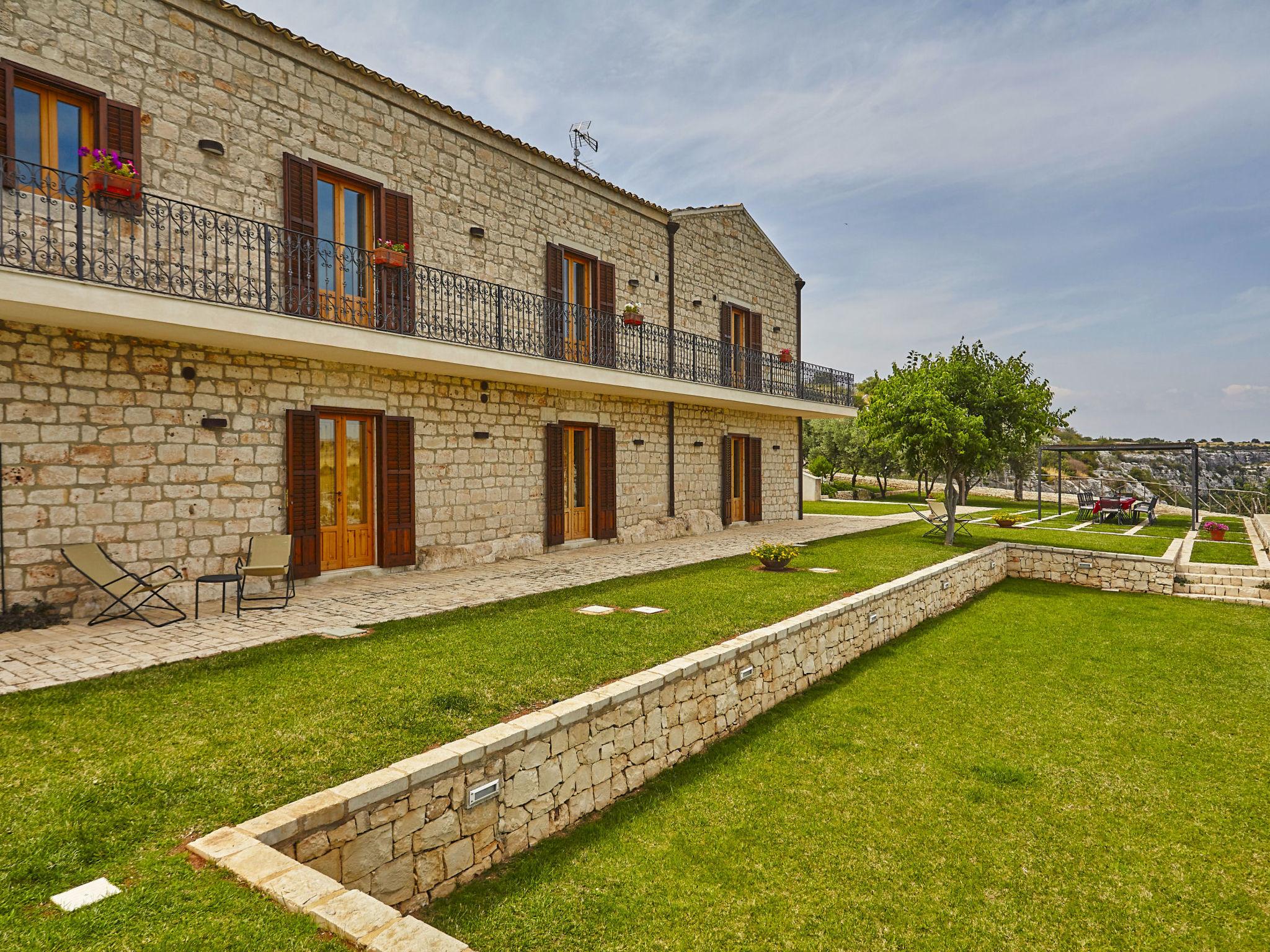 Photo 34 - Maison de 7 chambres à Modica avec piscine privée et jardin