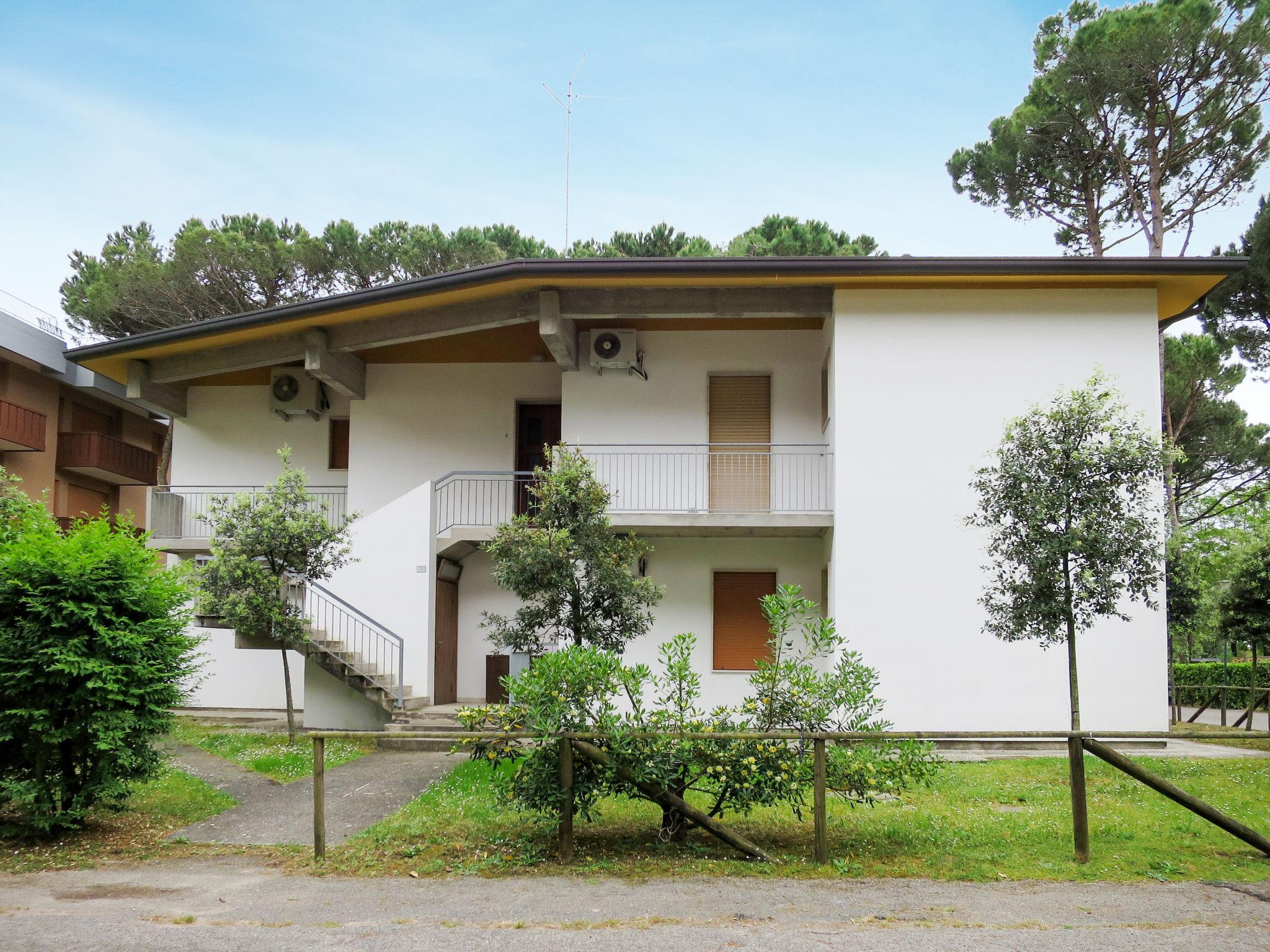 Foto 1 - Apartamento de 3 habitaciones en San Michele al Tagliamento con terraza y vistas al mar
