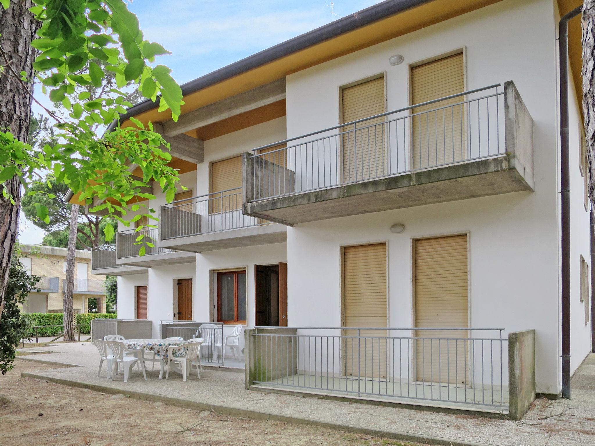 Foto 2 - Apartamento de 3 habitaciones en San Michele al Tagliamento con terraza y vistas al mar