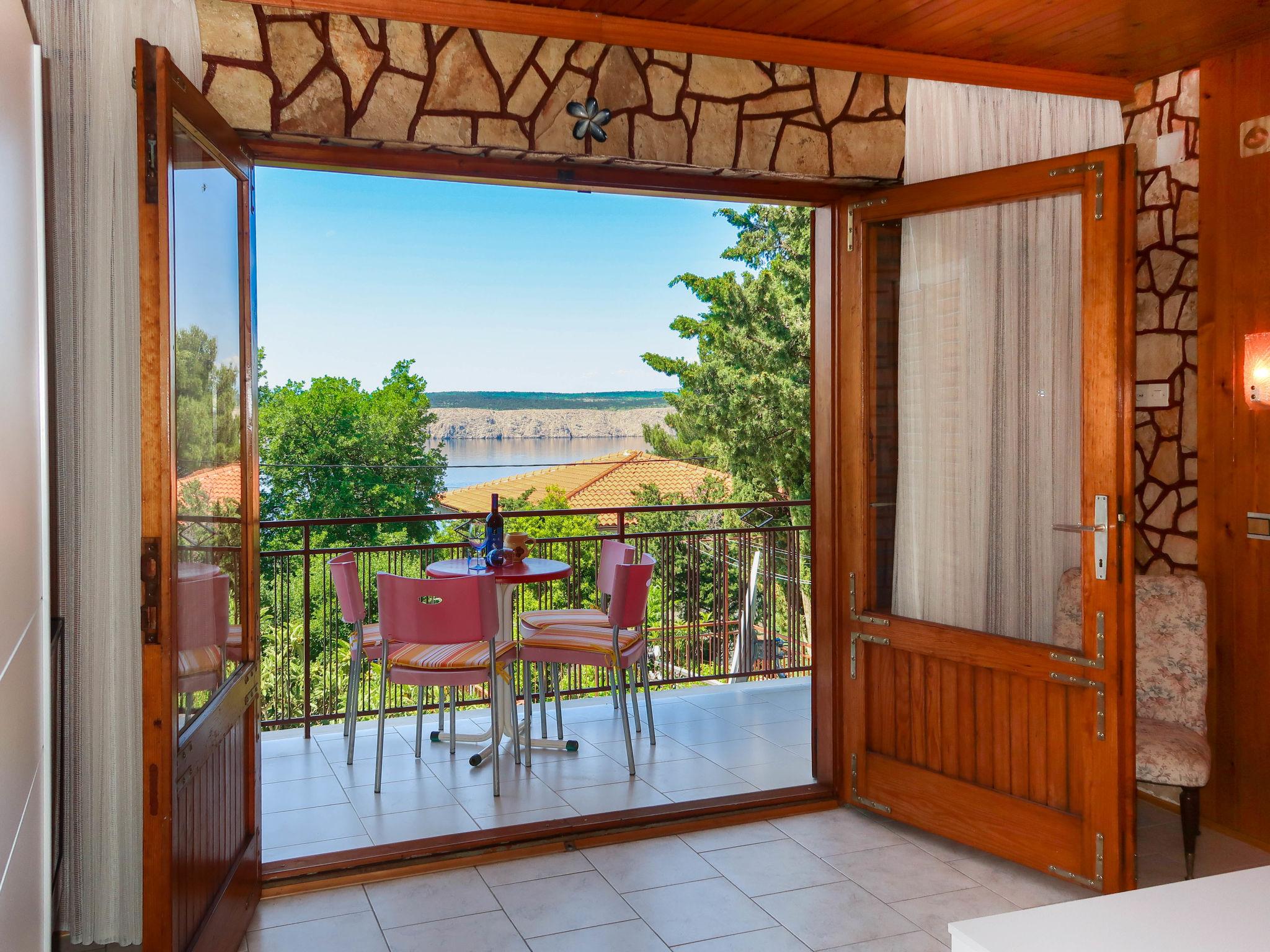 Foto 3 - Apartamento de 2 habitaciones en Crikvenica con terraza y vistas al mar