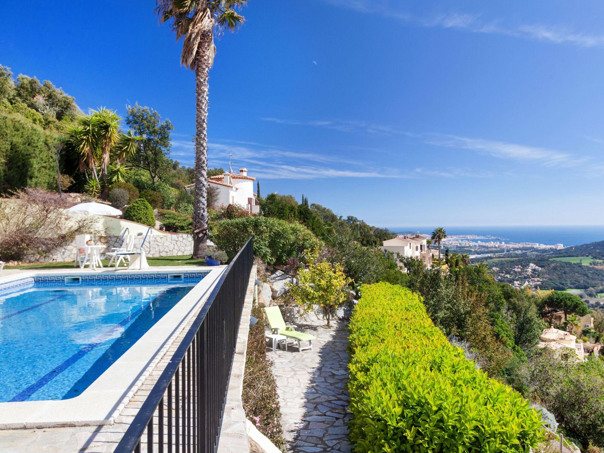 Photo 3 - Maison de 4 chambres à Calonge i Sant Antoni avec piscine privée et vues à la mer