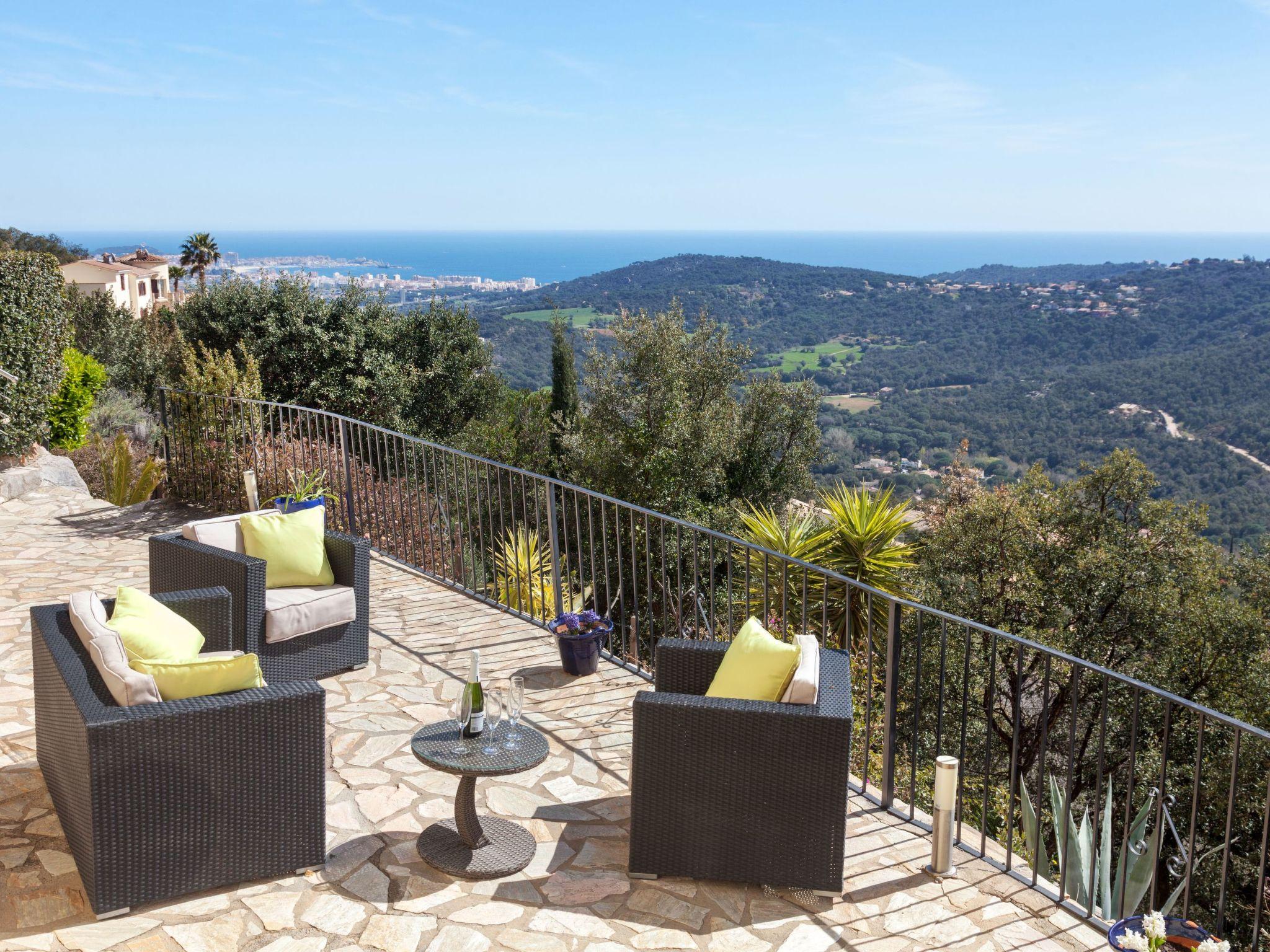 Photo 6 - Maison de 4 chambres à Calonge i Sant Antoni avec piscine privée et jardin