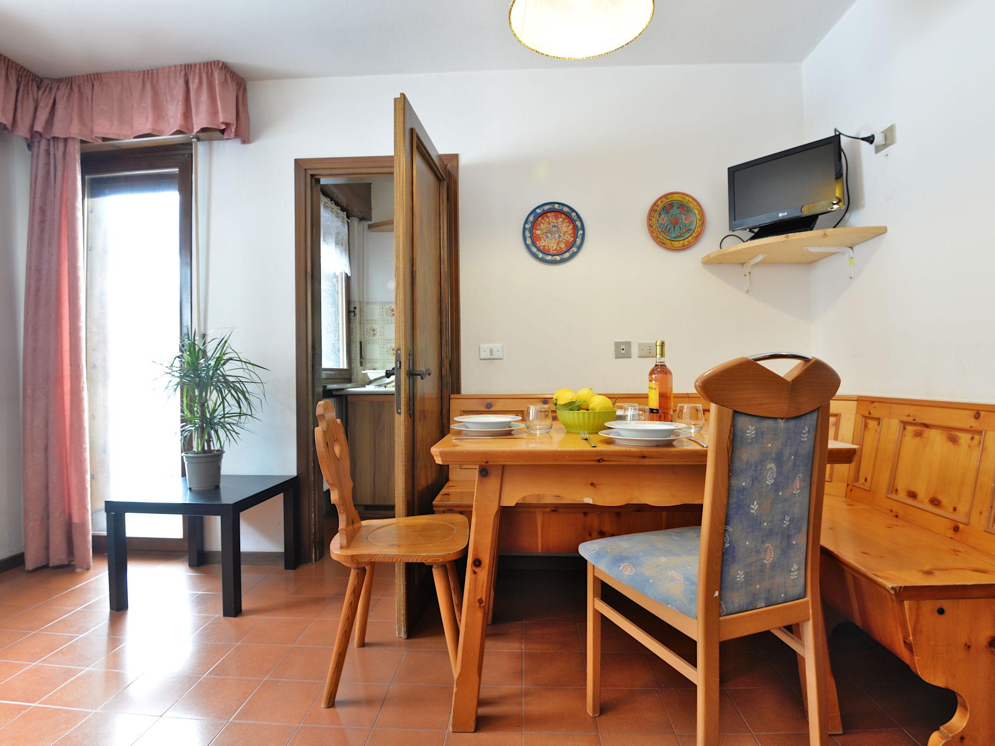 Photo 1 - 1 bedroom Apartment in Campitello di Fassa with terrace and mountain view