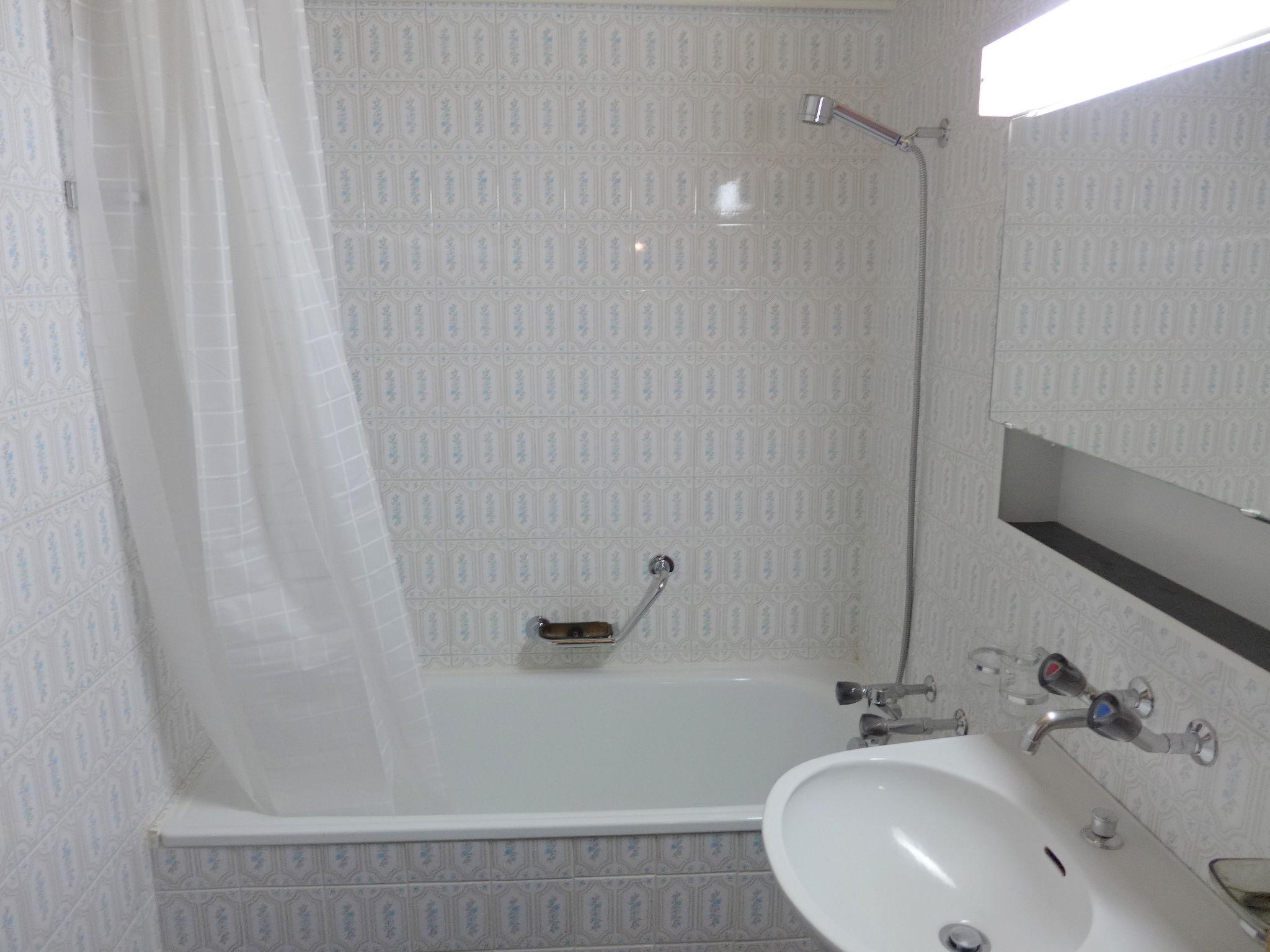 Photo 12 - 2 bedroom Apartment in Gryon with garden and terrace