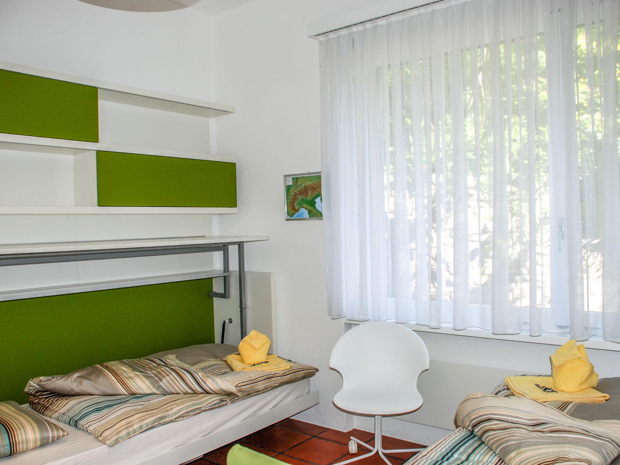 Photo 19 - Appartement de 2 chambres à Orselina avec jardin et vues sur la montagne