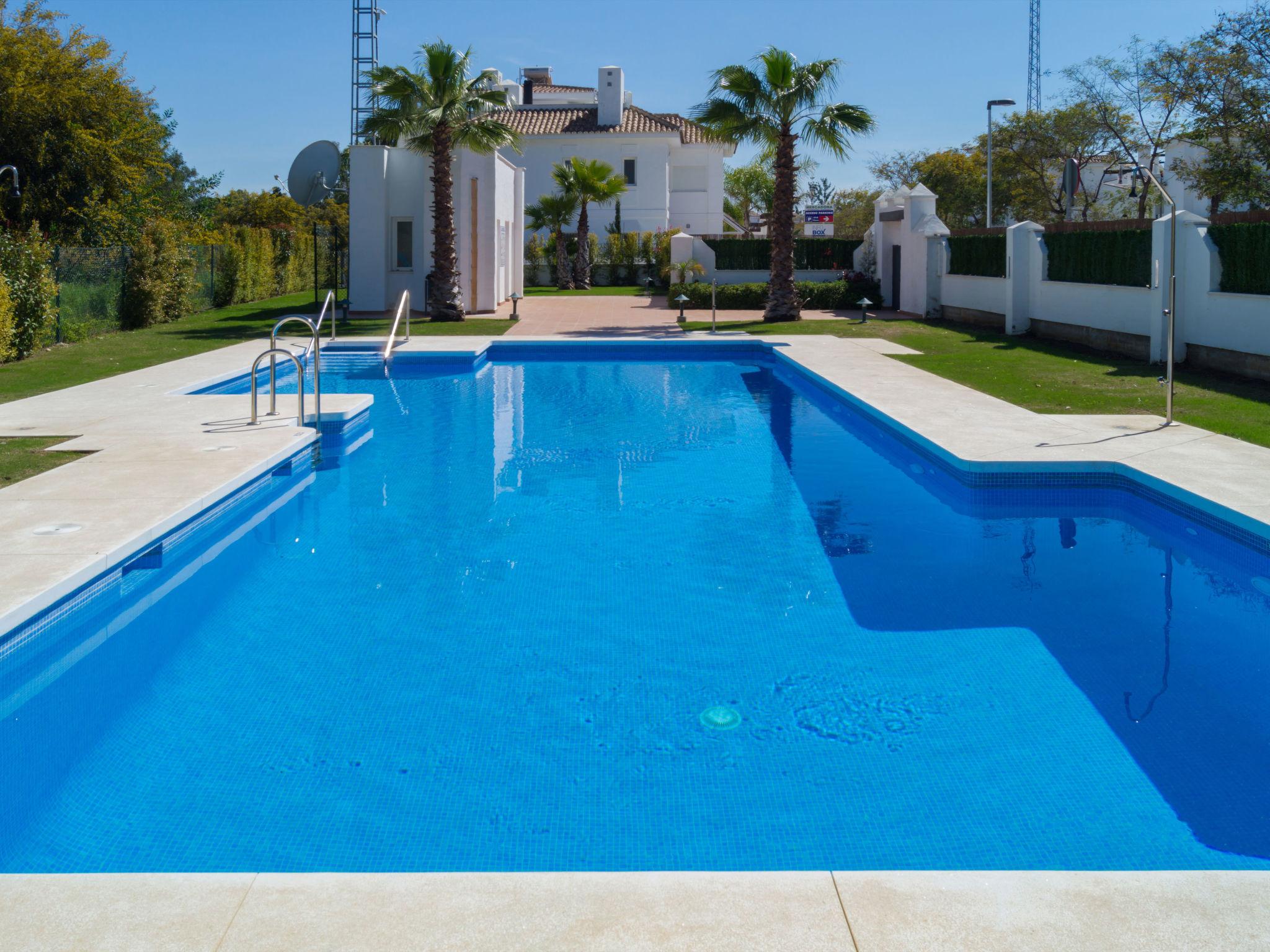 Foto 25 - Casa de 2 habitaciones en Marbella con piscina y vistas al mar