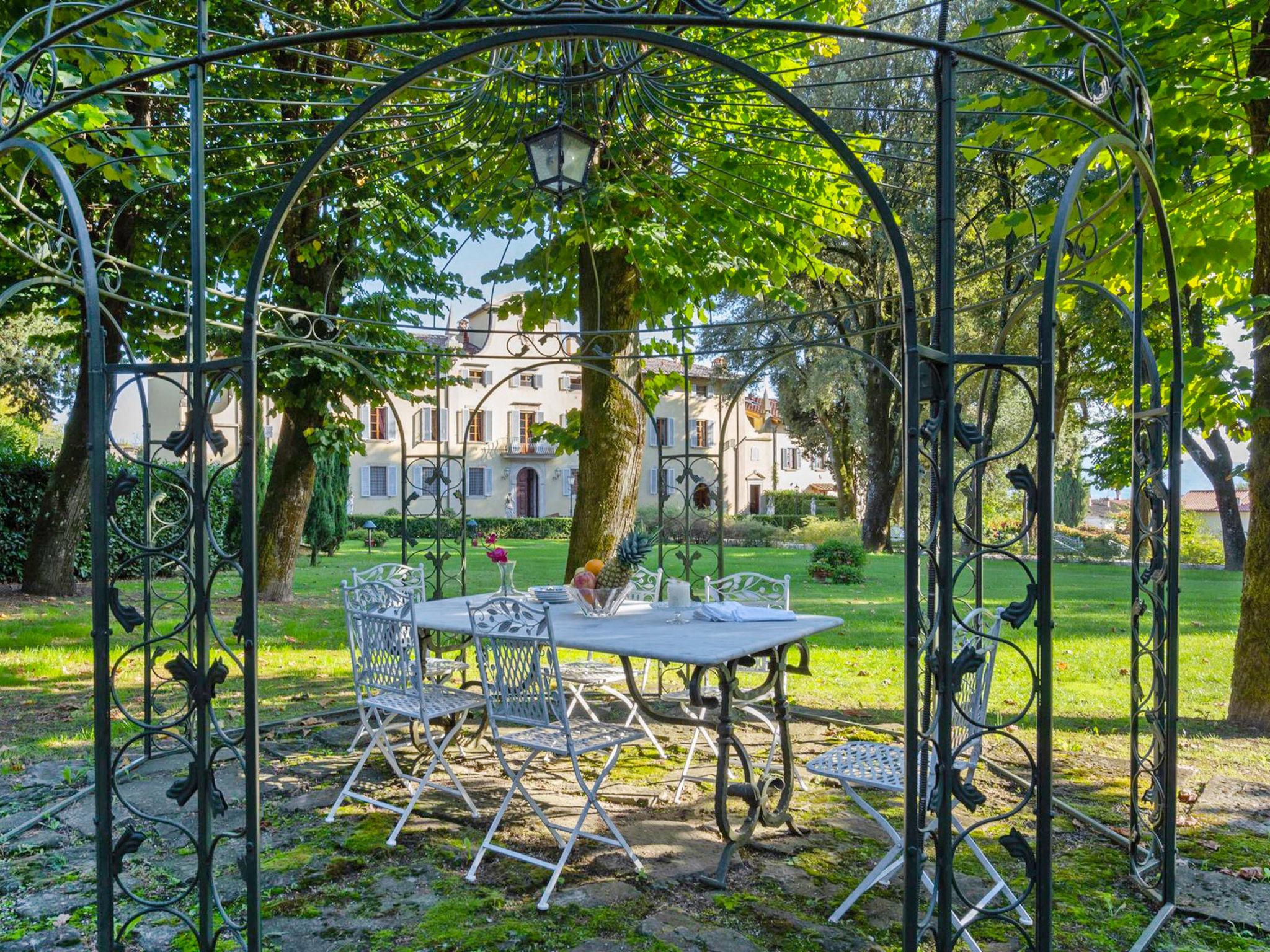 Photo 29 - Maison de 10 chambres à Borgo San Lorenzo avec piscine privée et jardin