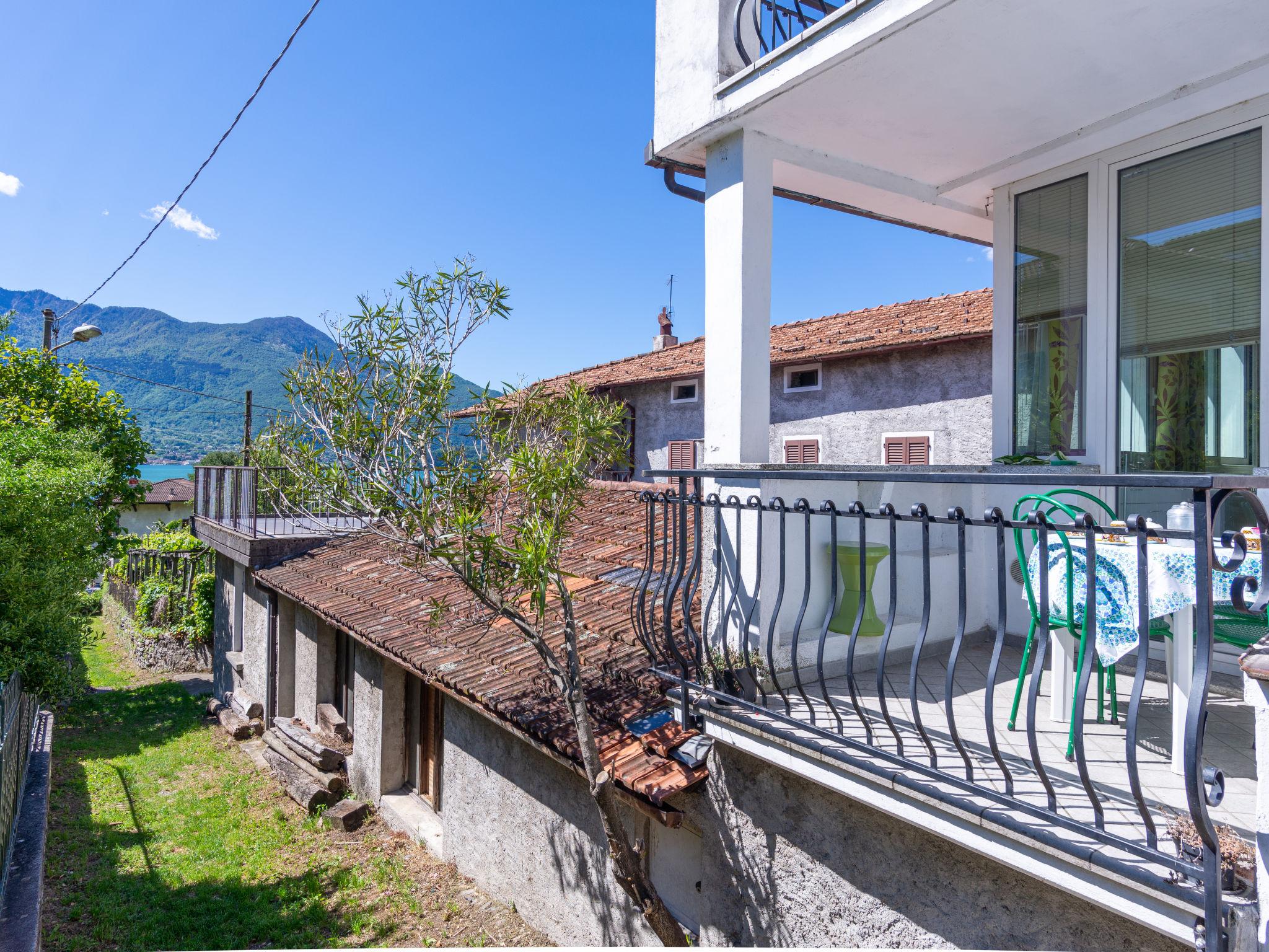 Foto 21 - Apartamento de 2 quartos em Gera Lario com jardim e vista para a montanha