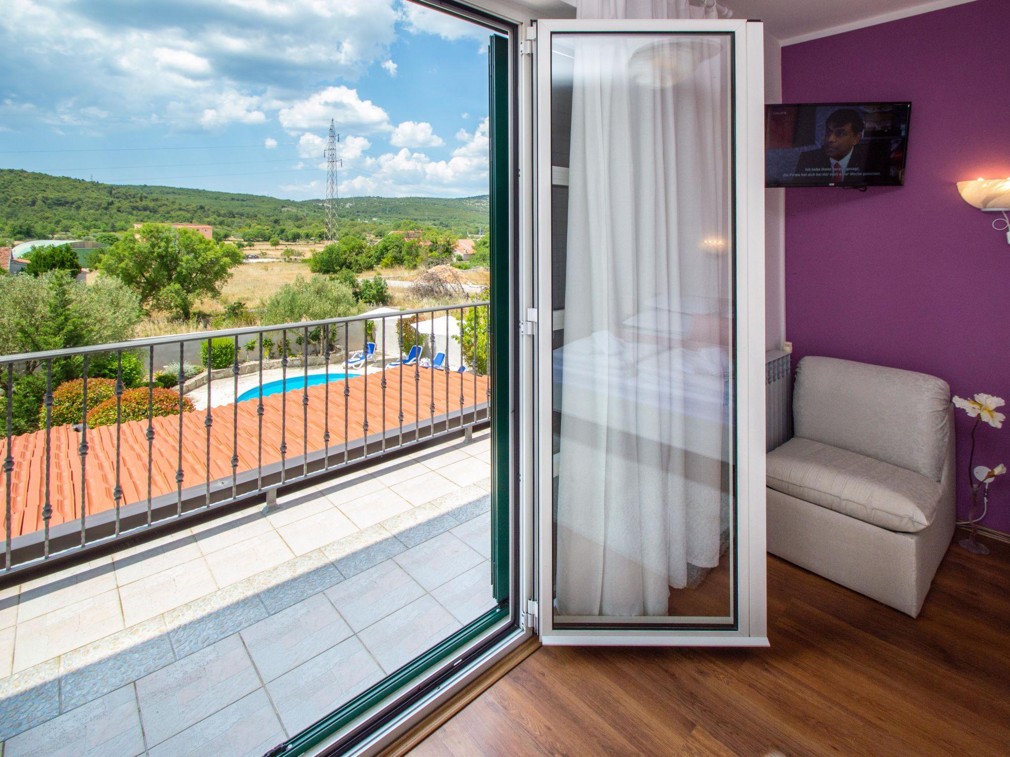 Photo 20 - 3 bedroom House in Sibenik with private pool and sea view