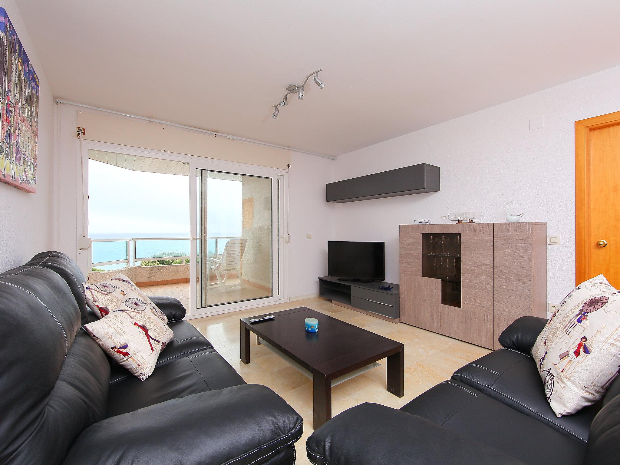 Foto 6 - Apartamento de 3 habitaciones en Blanes con piscina y vistas al mar