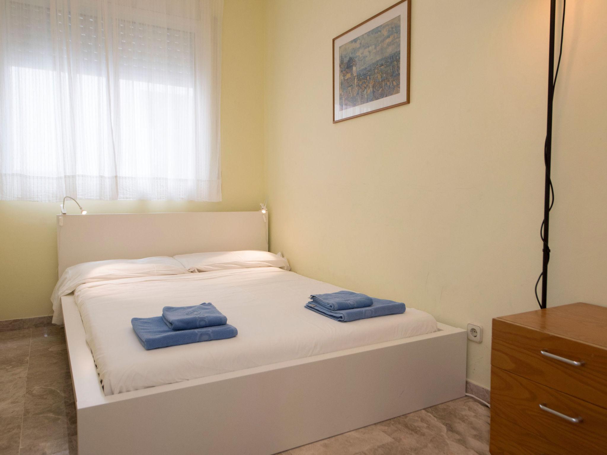 Foto 9 - Appartamento con 2 camere da letto a Barcellona