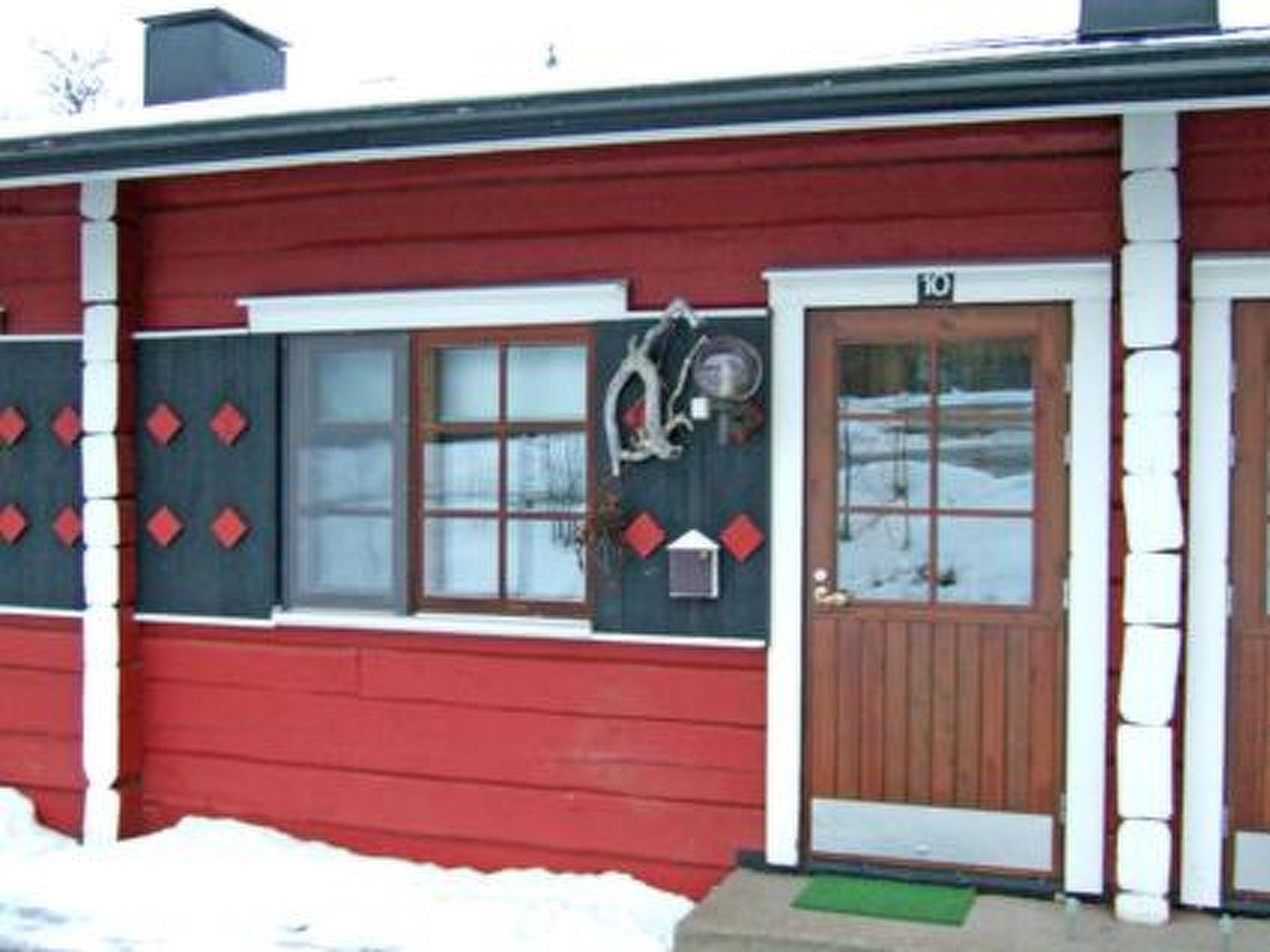 Foto 3 - Casa de 1 habitación en Kuusamo con sauna y vistas a la montaña