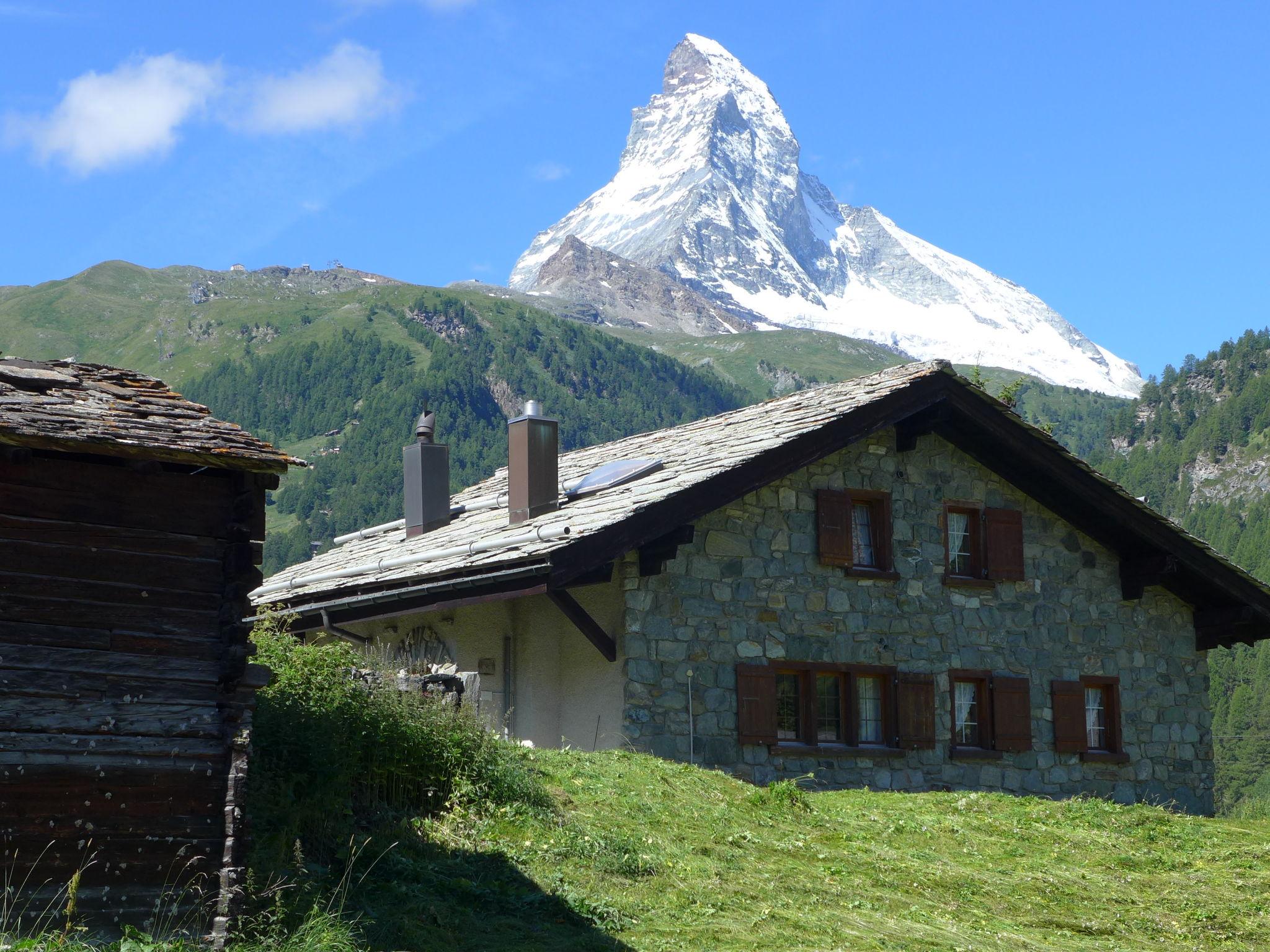 Foto 1 - Appartamento con 2 camere da letto a Zermatt con vista sulle montagne