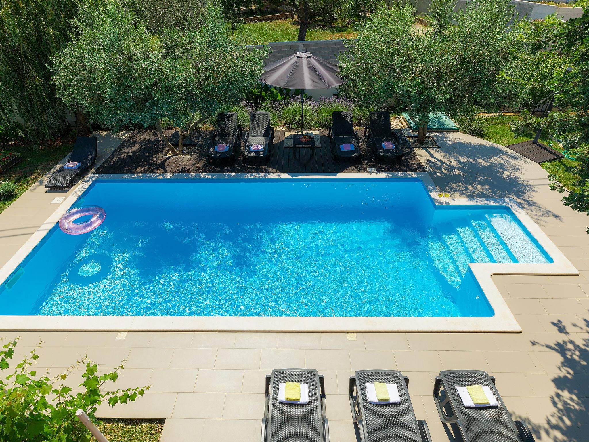 Foto 29 - Casa de 5 habitaciones en Marčana con piscina privada y vistas al mar