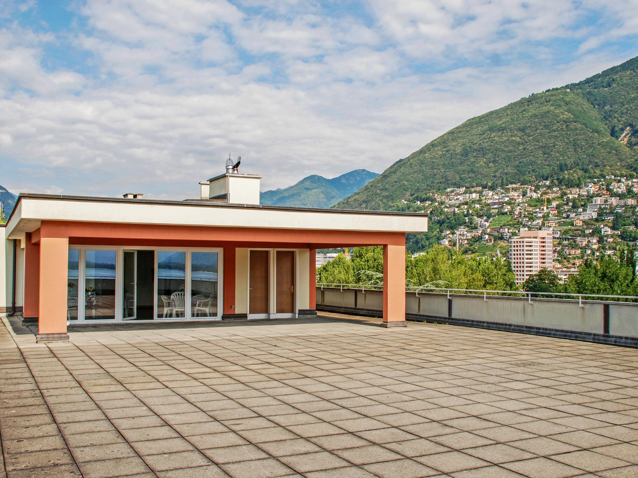 Photo 20 - Apartment in Locarno with garden and mountain view