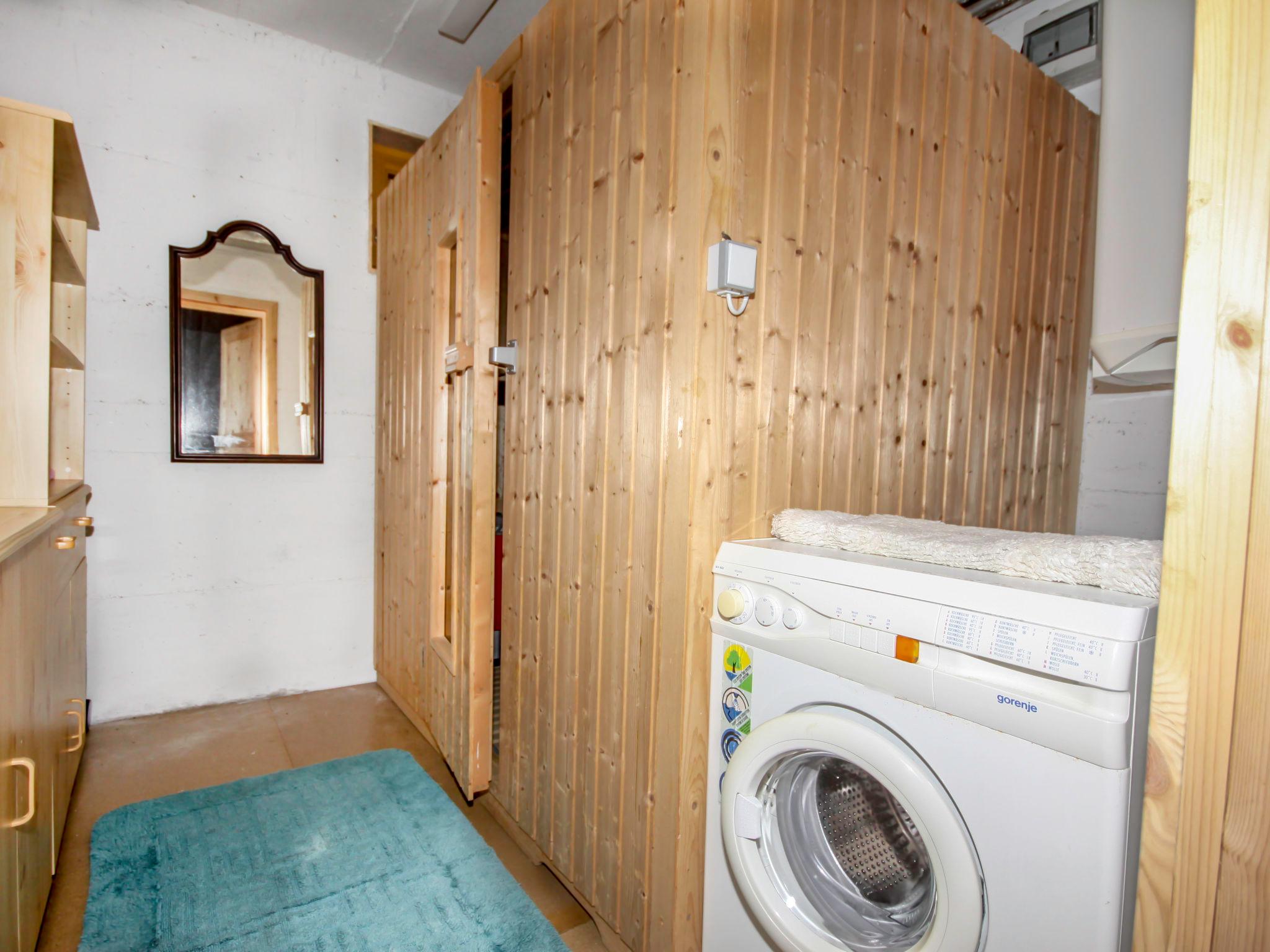 Foto 19 - Haus mit 2 Schlafzimmern in Albeck mit sauna und blick auf die berge