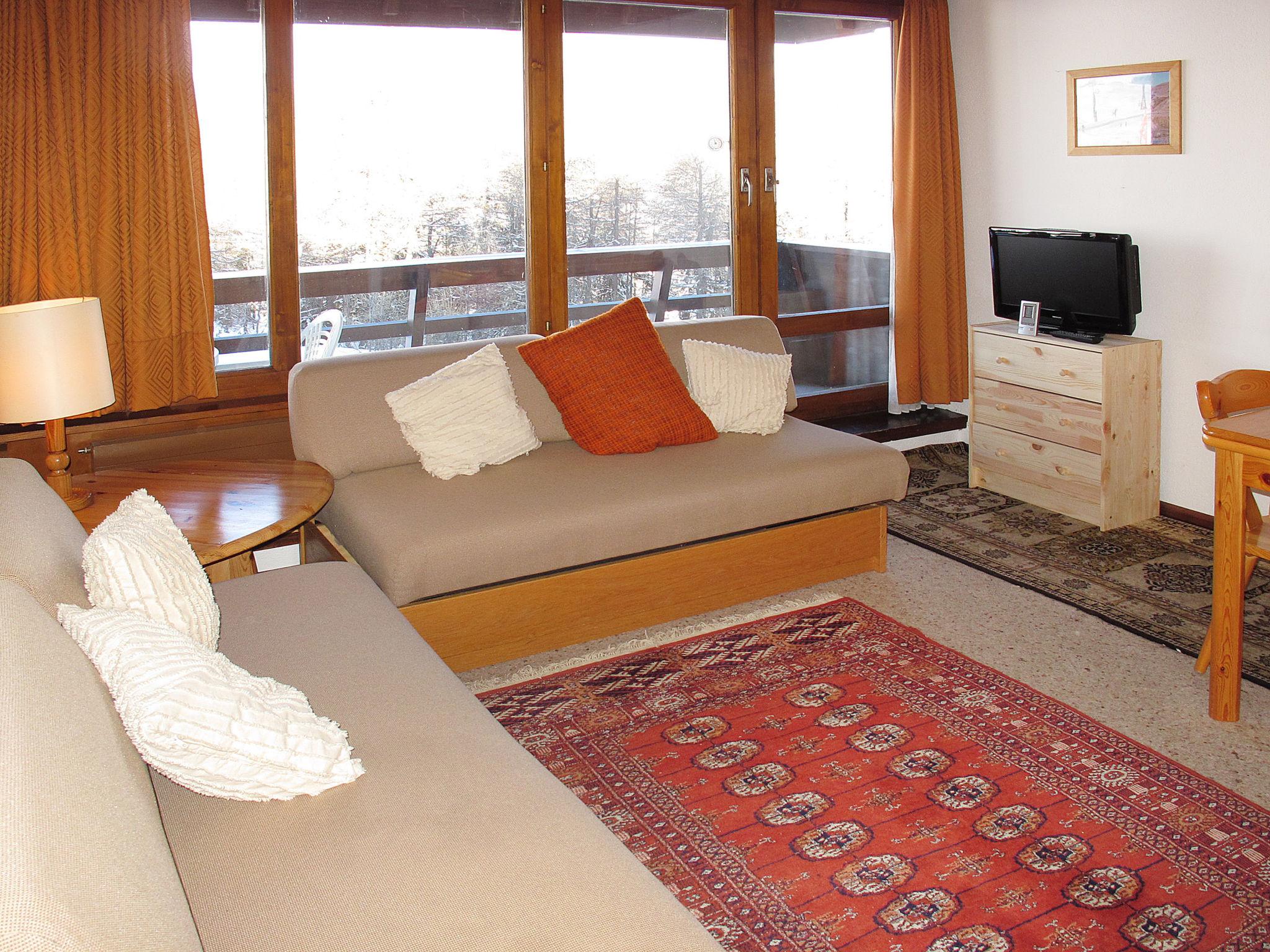 Foto 3 - Apartamento de 1 habitación en Vex con piscina y vistas a la montaña