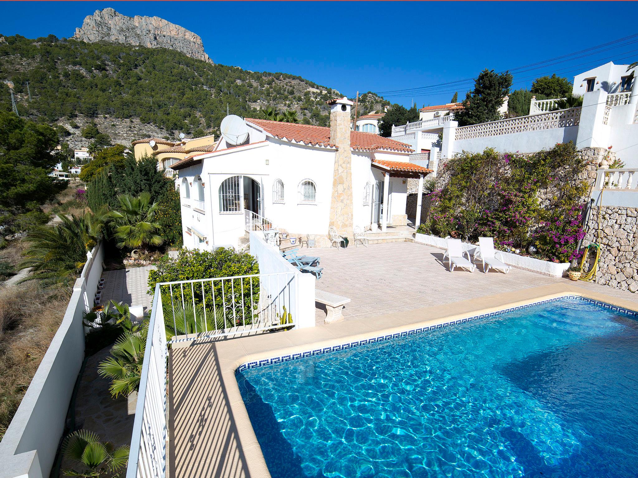 Foto 19 - Casa de 3 quartos em Calp com piscina privada e vistas do mar