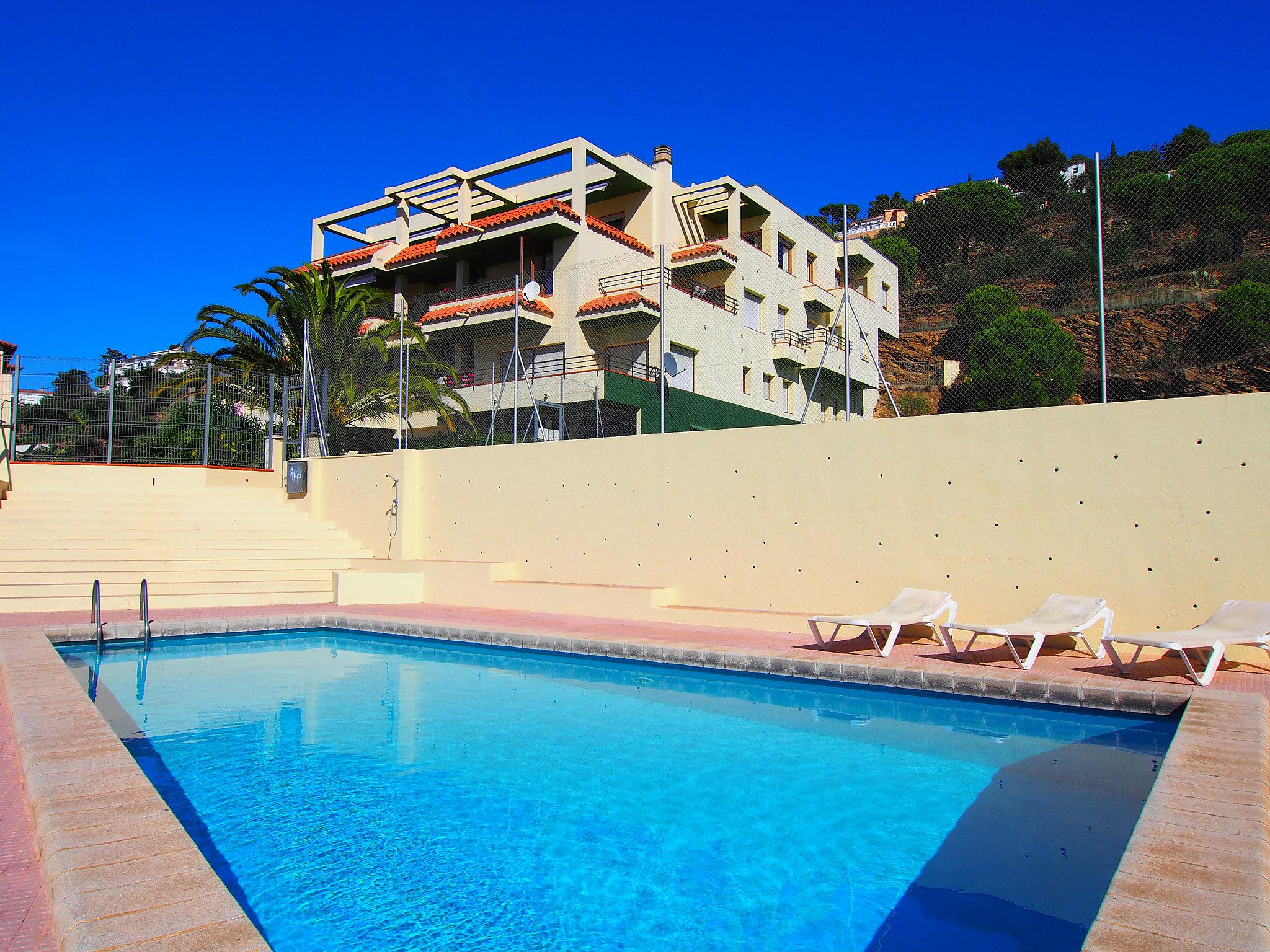 Photo 4 - Appartement de 3 chambres à Roses avec piscine et terrasse