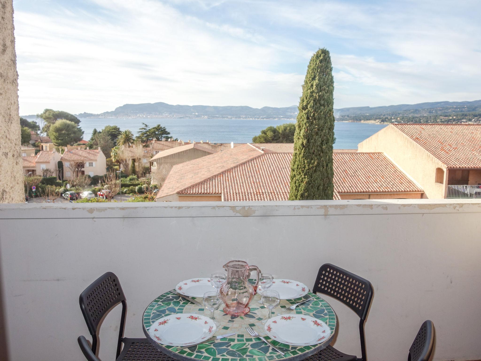 Foto 1 - Apartment in Saint-Cyr-sur-Mer mit terrasse und blick aufs meer