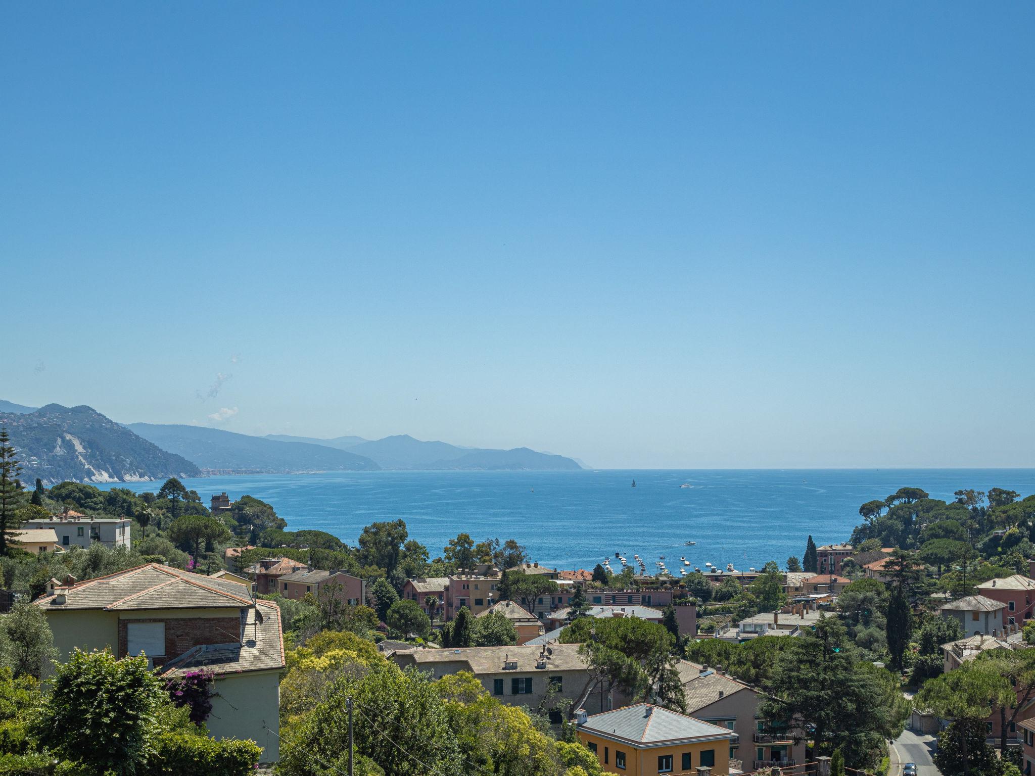 Foto 19 - Appartamento con 2 camere da letto a Rapallo con piscina e giardino