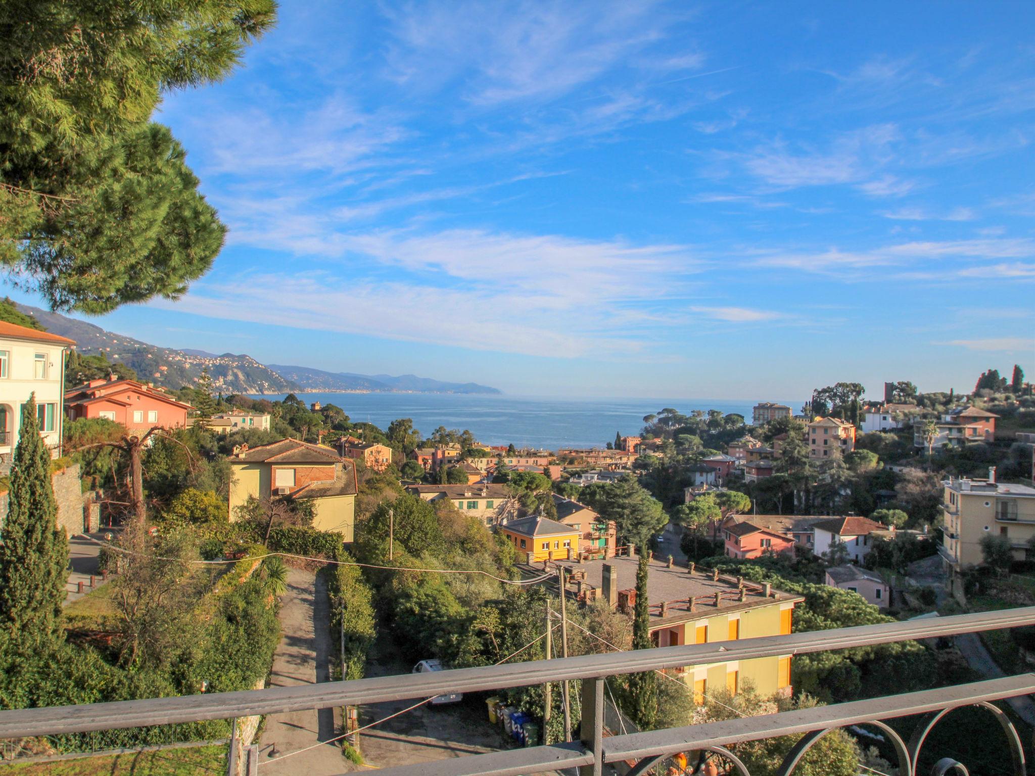 Foto 20 - Apartamento de 2 habitaciones en Rapallo con piscina y vistas al mar