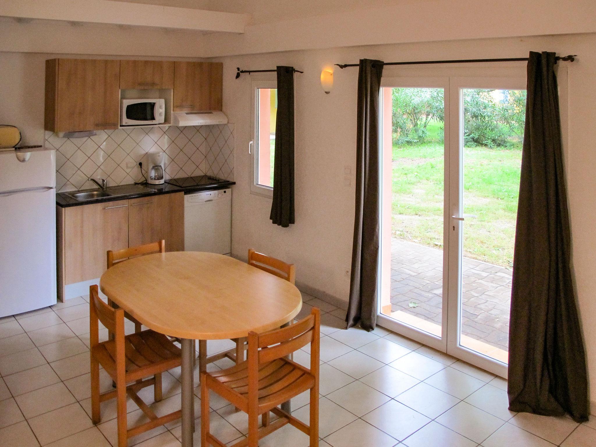 Foto 8 - Casa de 2 habitaciones en Argelès-sur-Mer con piscina y vistas al mar