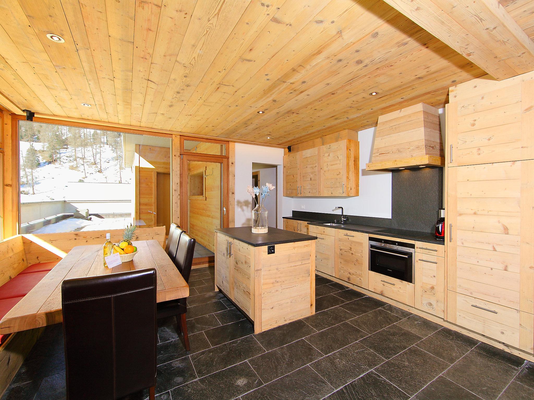 Photo 6 - 3 bedroom Apartment in Nendaz with terrace