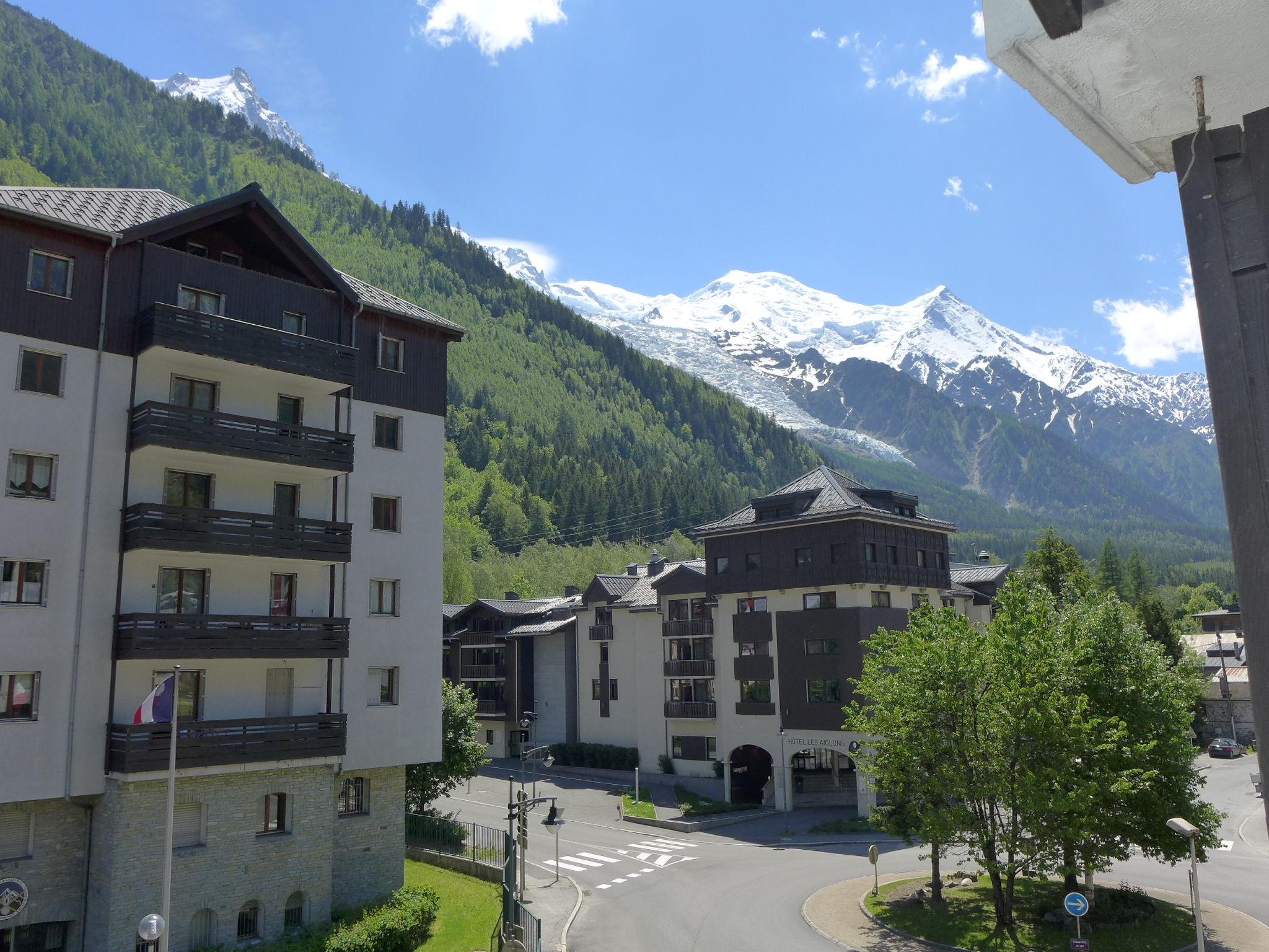 Foto 12 - Apartamento de 1 habitación en Chamonix-Mont-Blanc con jardín