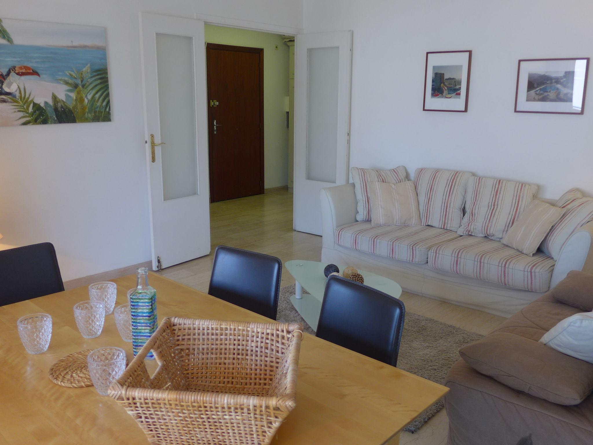 Foto 2 - Apartamento de 2 quartos em Cagnes-sur-Mer com terraço e vistas do mar