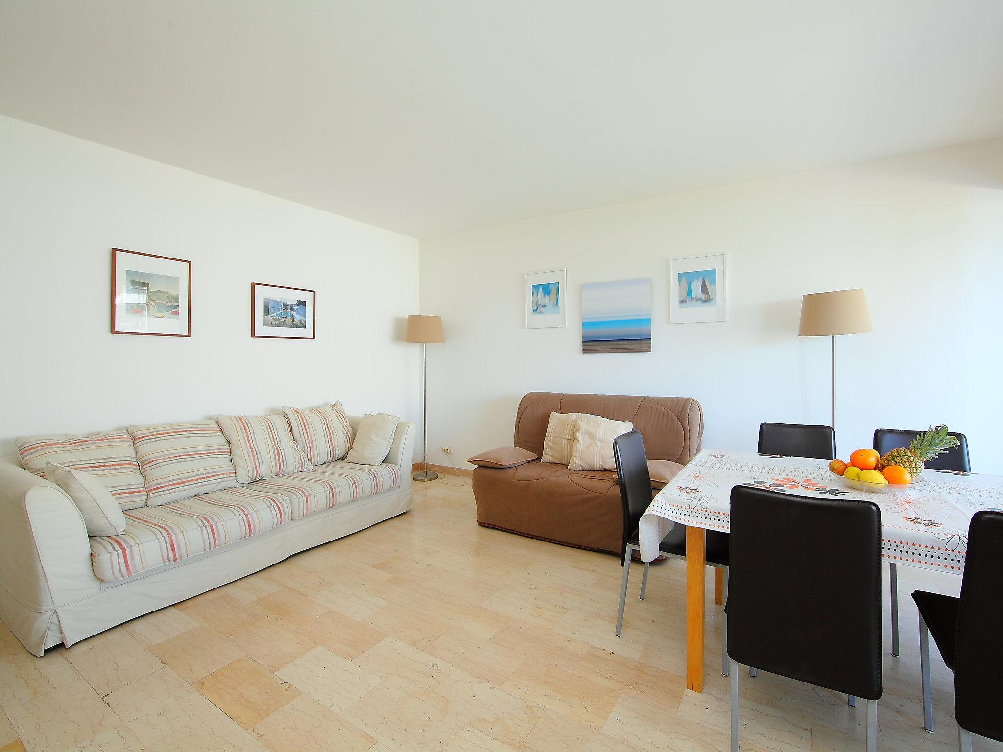 Foto 3 - Apartment mit 2 Schlafzimmern in Cagnes-sur-Mer mit terrasse und blick aufs meer