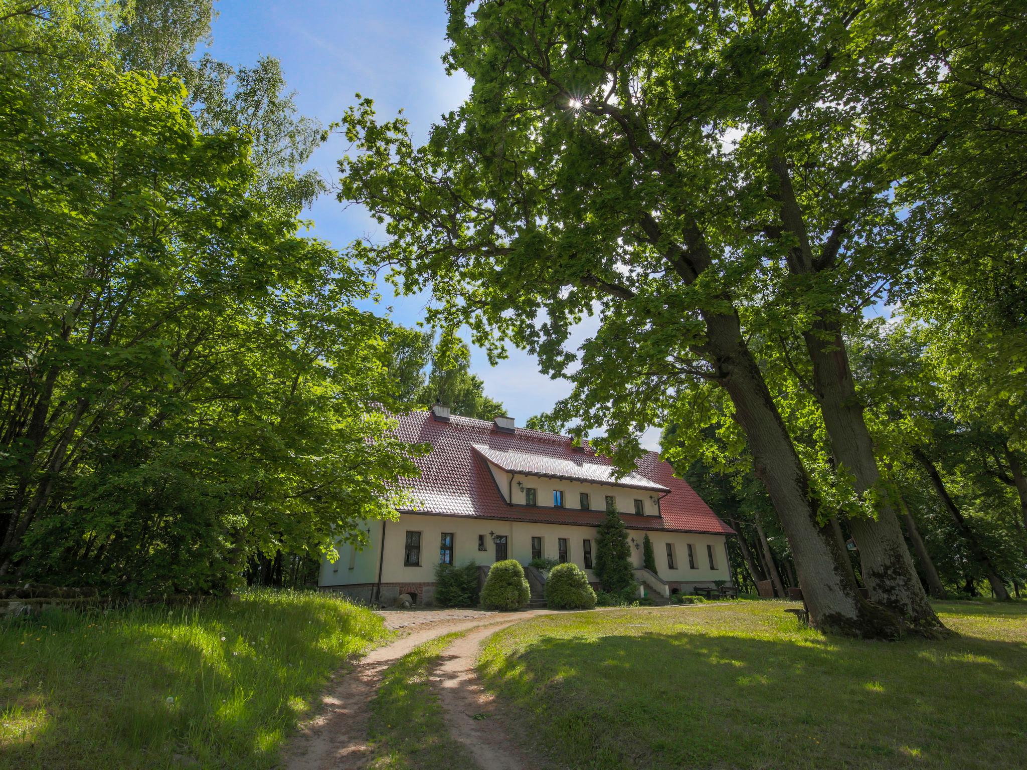 Foto 44 - Casa de 3 quartos em Kowale Oleckie com jardim e terraço