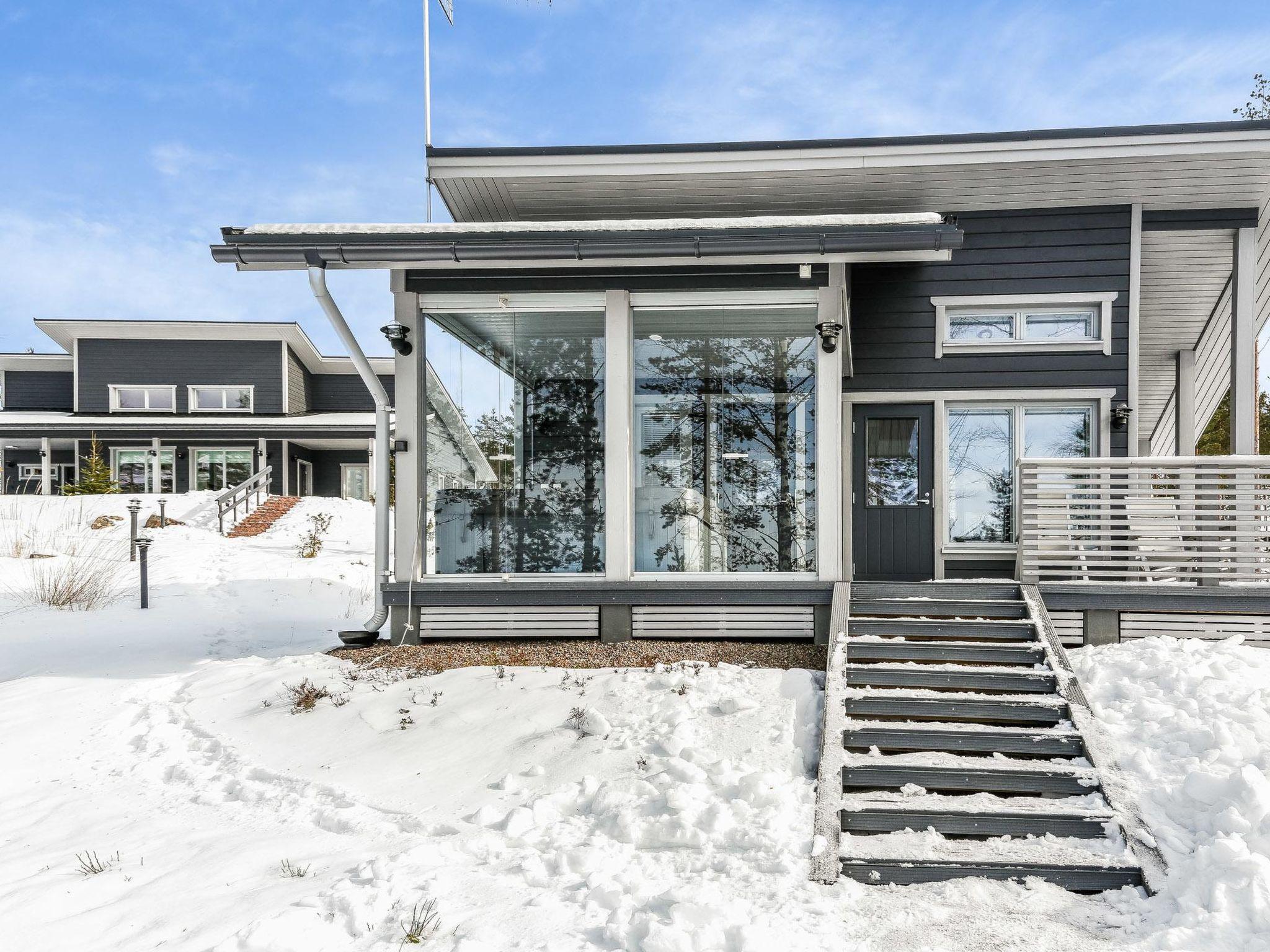 Photo 2 - Maison de 4 chambres à Kouvola avec sauna et bain à remous