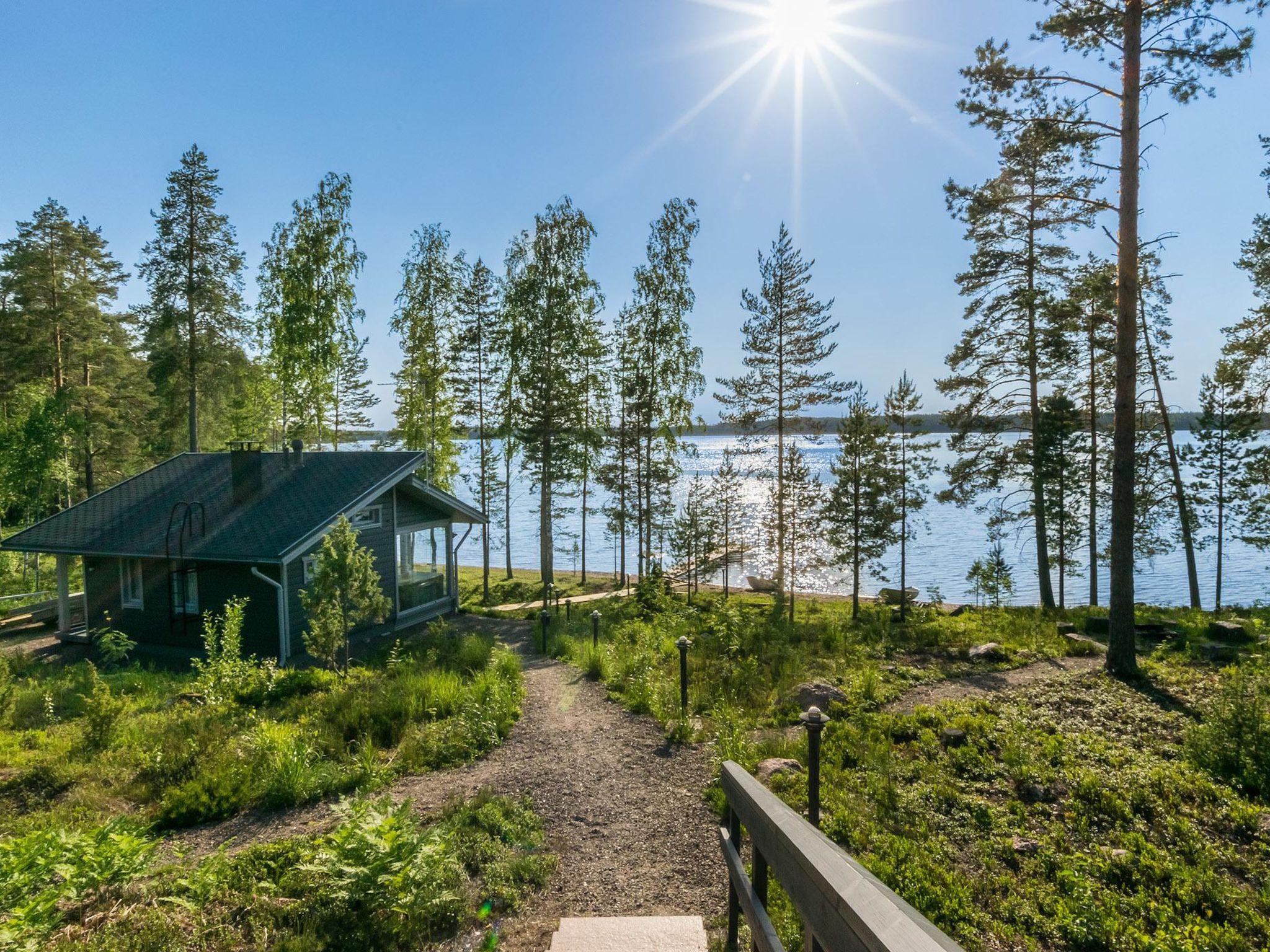 Foto 7 - Casa con 4 camere da letto a Kouvola con sauna e vasca idromassaggio