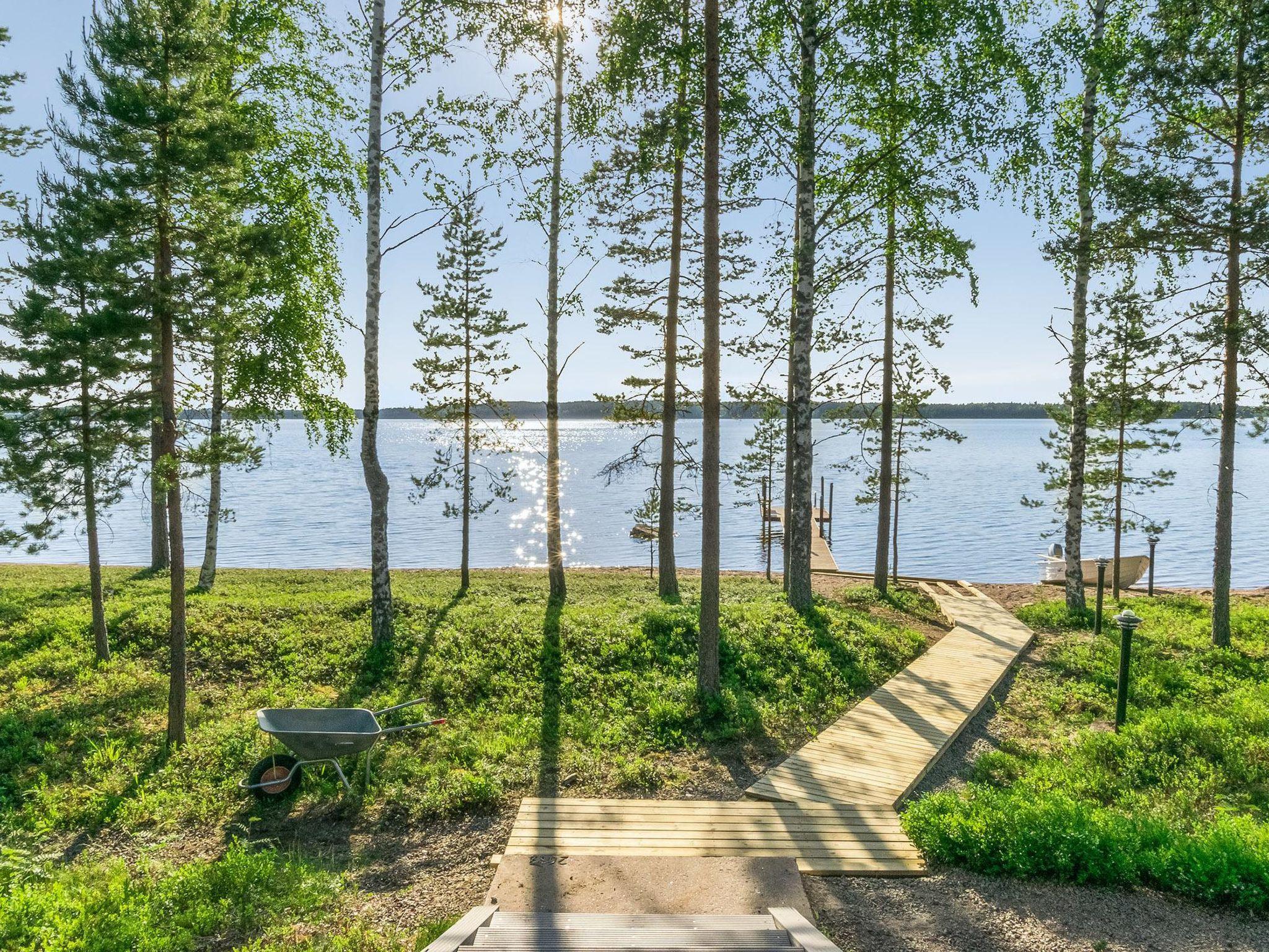 Photo 33 - Maison de 4 chambres à Kouvola avec sauna et bain à remous