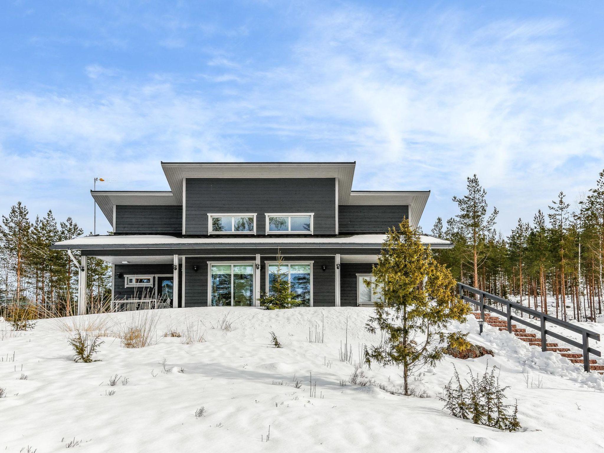 Photo 35 - Maison de 4 chambres à Kouvola avec sauna et bain à remous